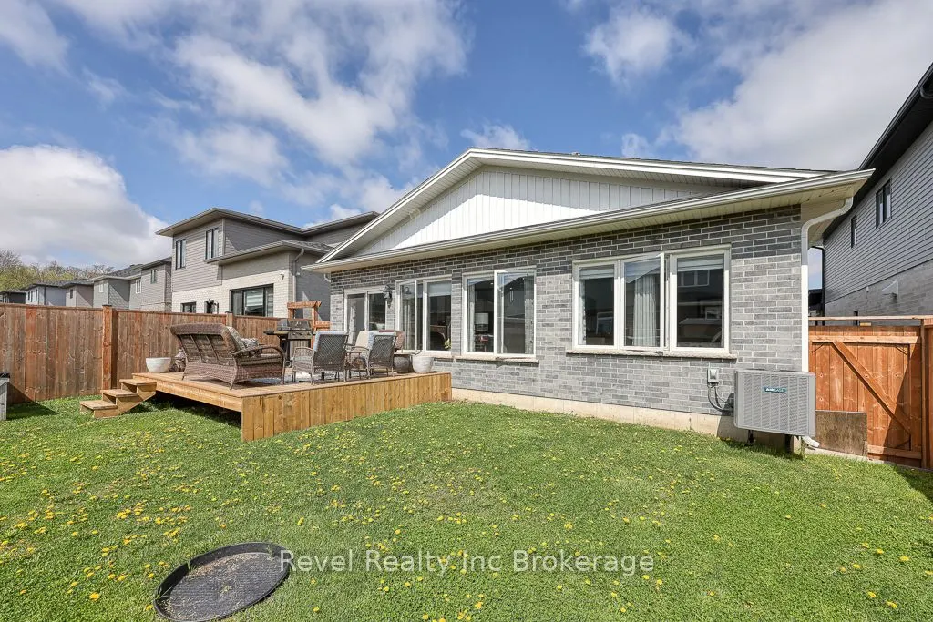 19 Sutherland Crescent