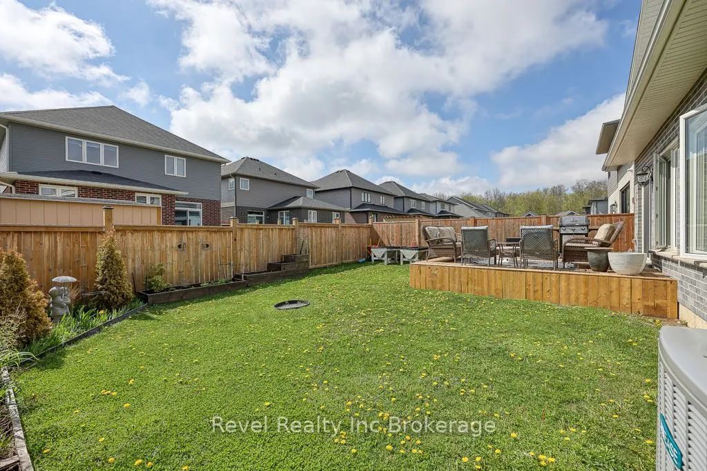 19 Sutherland Crescent