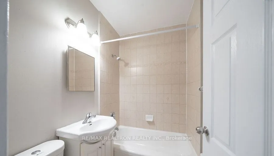 468 Ottawa Street #625B