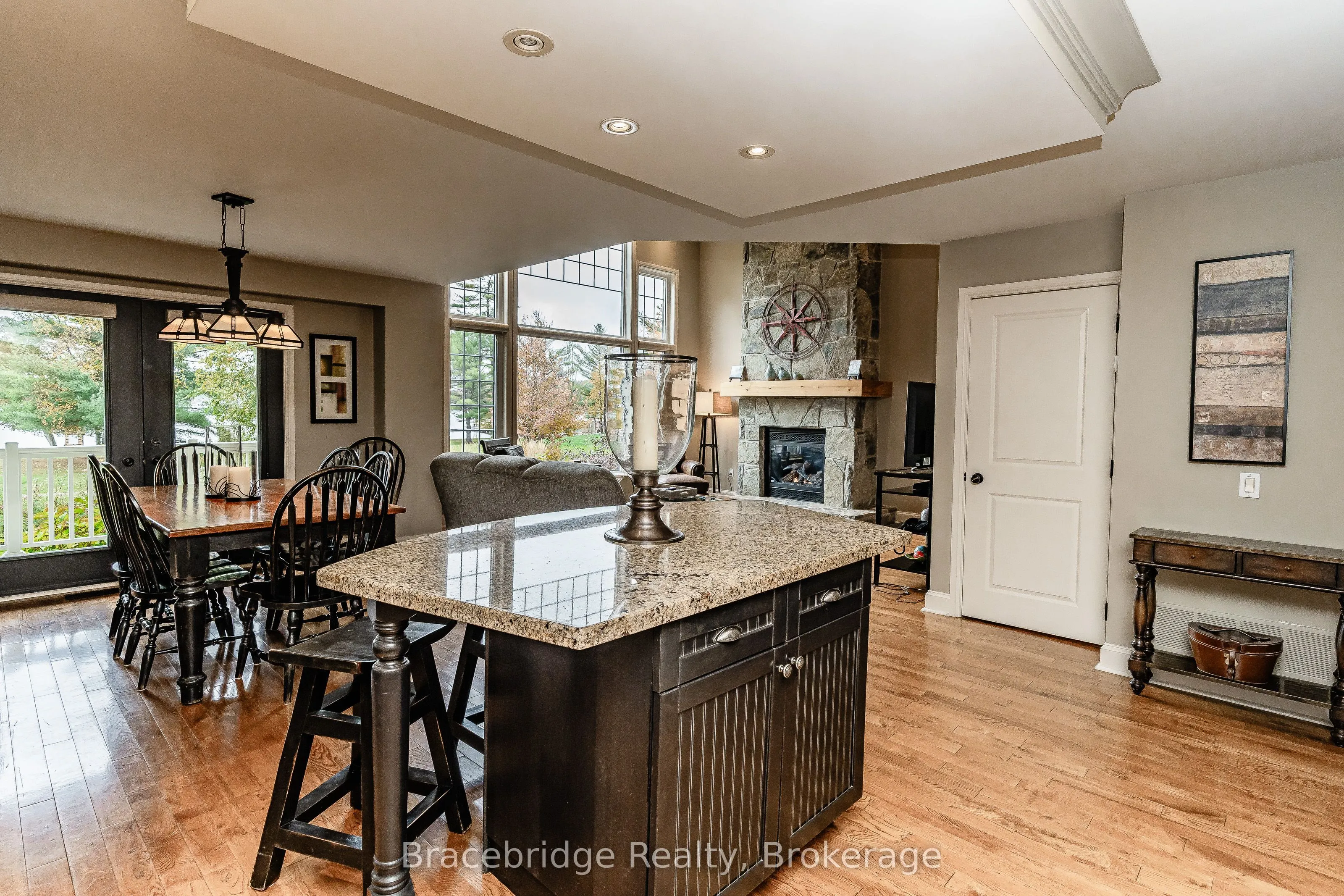 3876 Muskoka Road 118 Road W, #Carling 5 W3