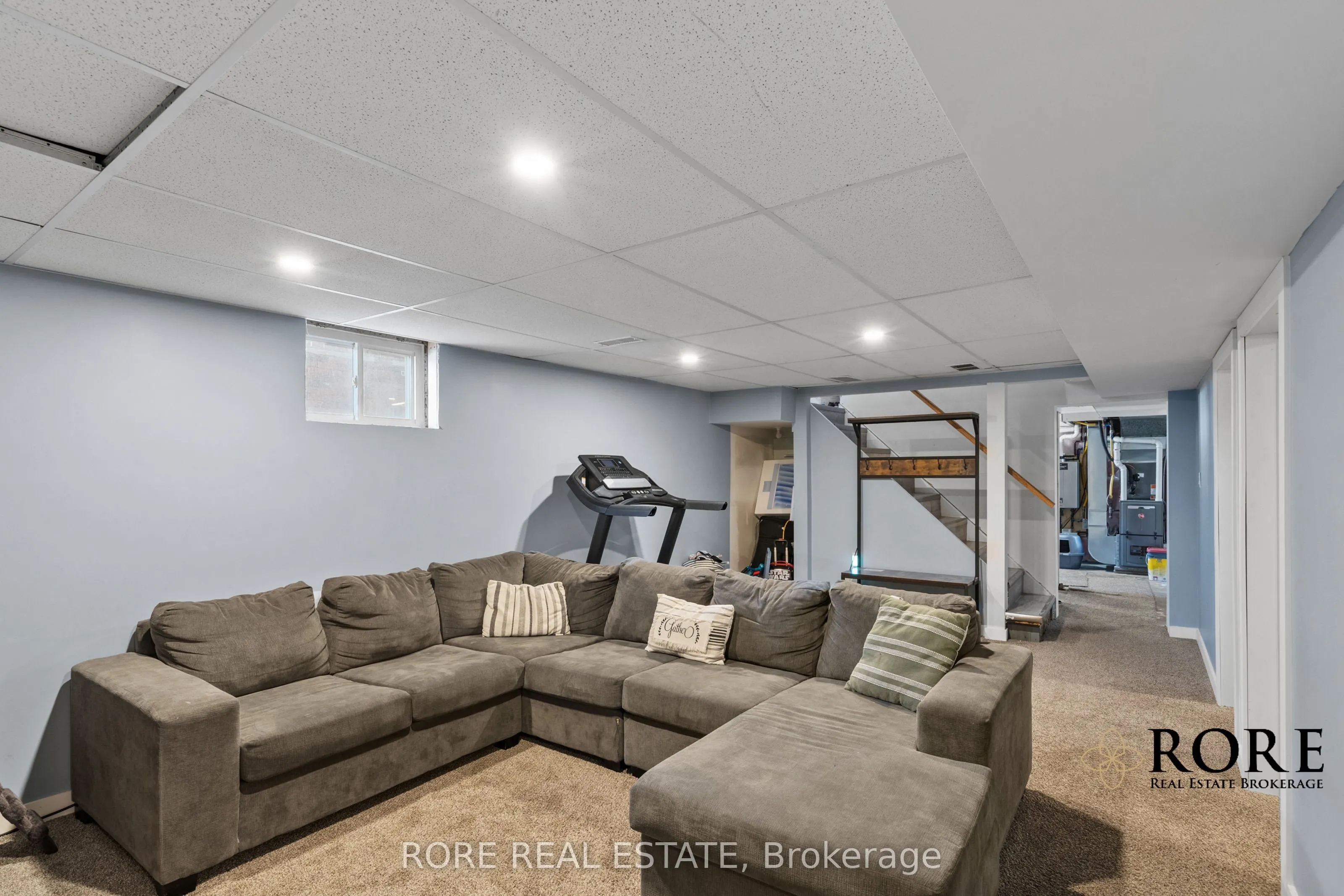 447 David Street