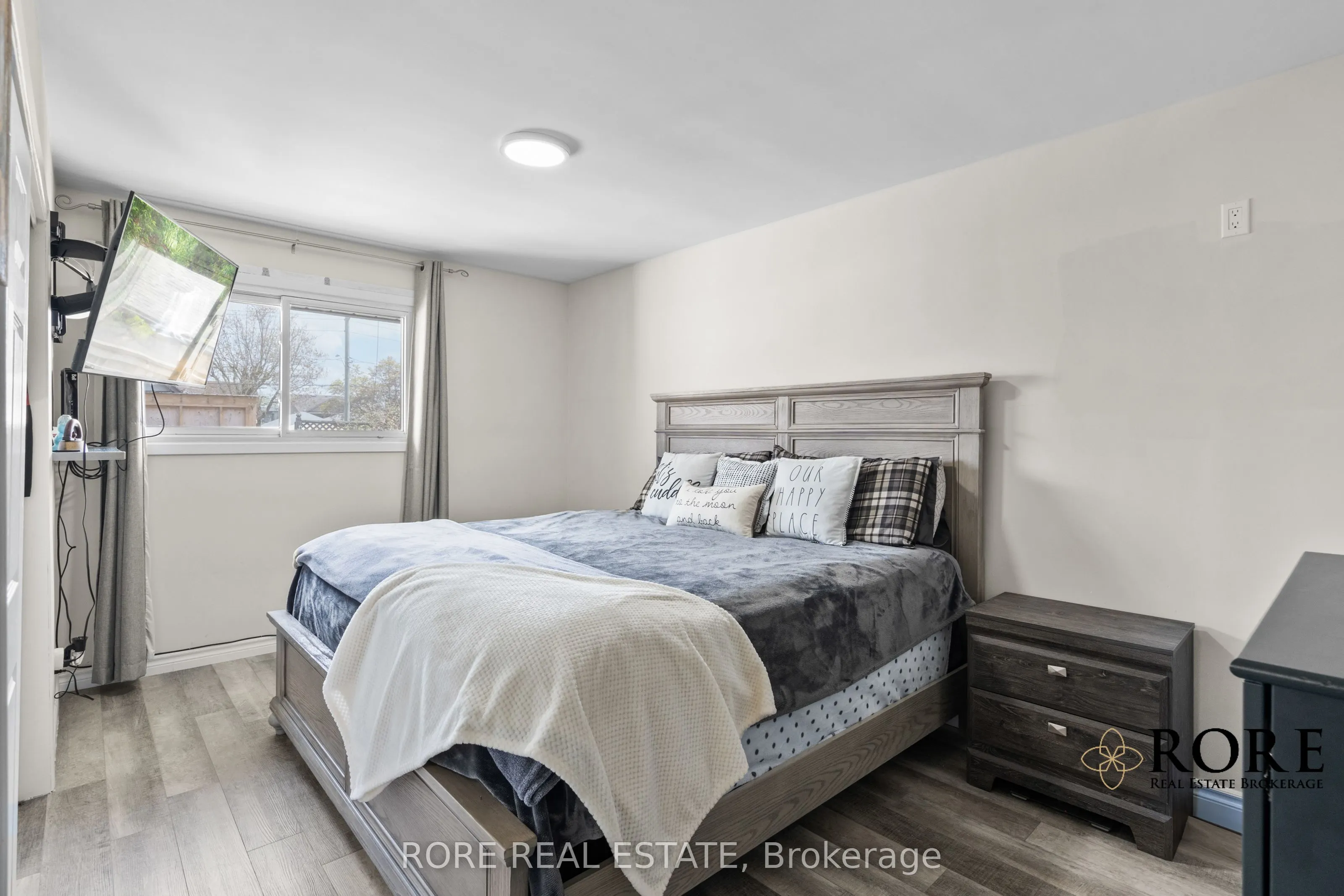 447 David Street