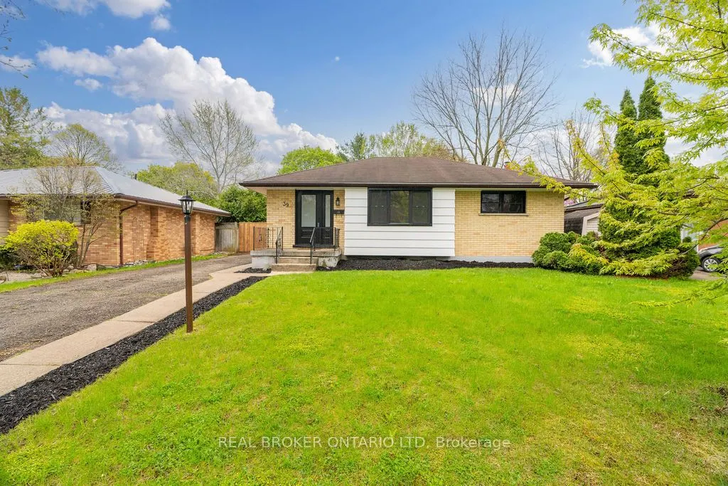 39 Trillium Crescent