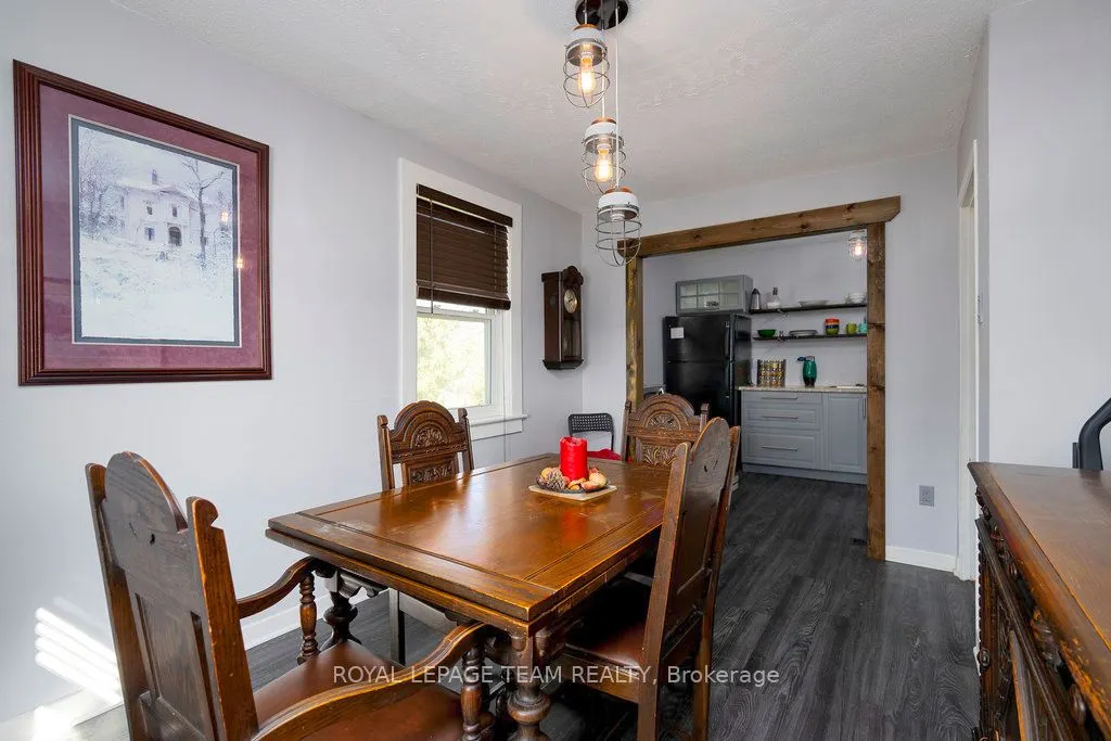 422 Donald B Munro Drive