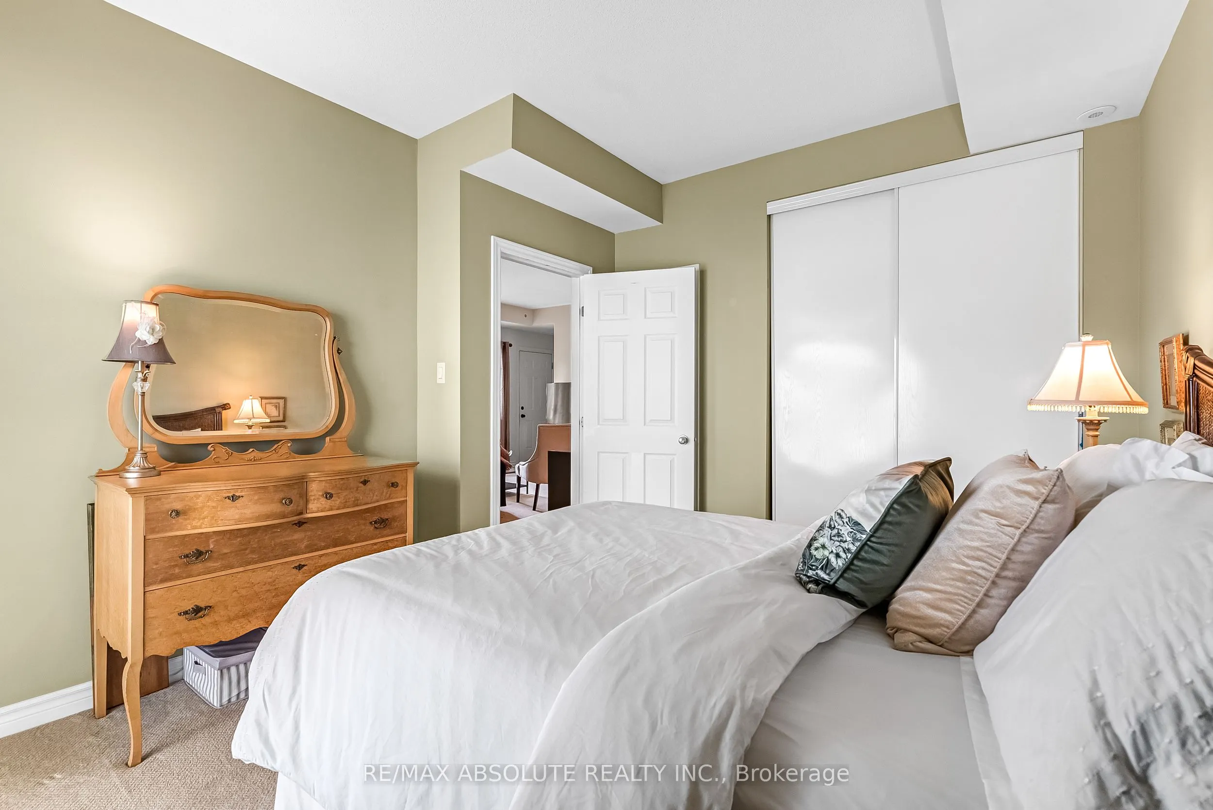 1119 Stittsville Main Street, #F