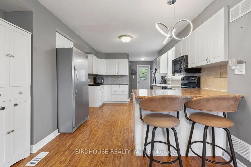 1393 Killarney Bay Road