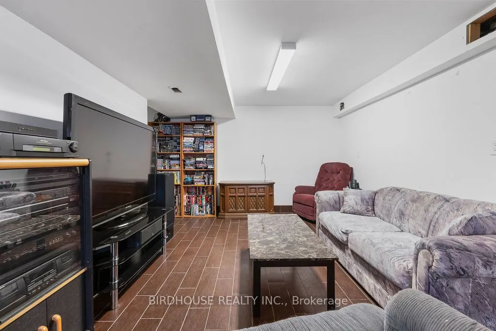 1393 Killarney Bay Road