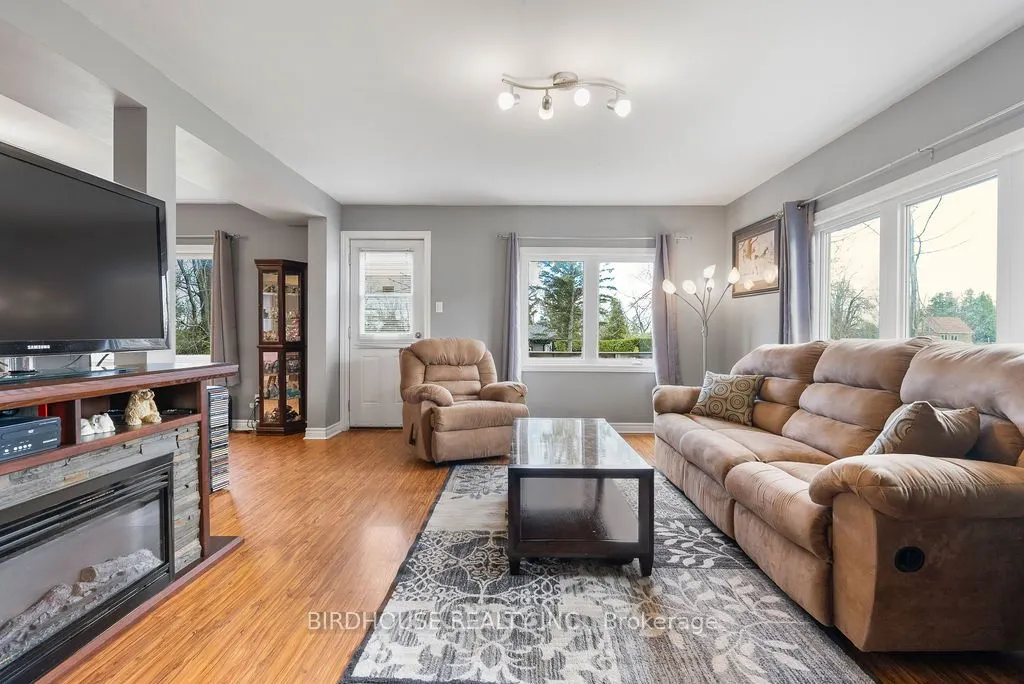 1393 Killarney Bay Road