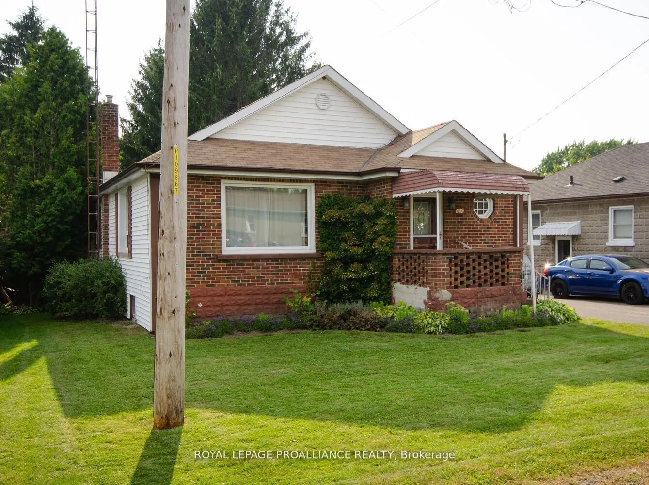 160 Hope Street N