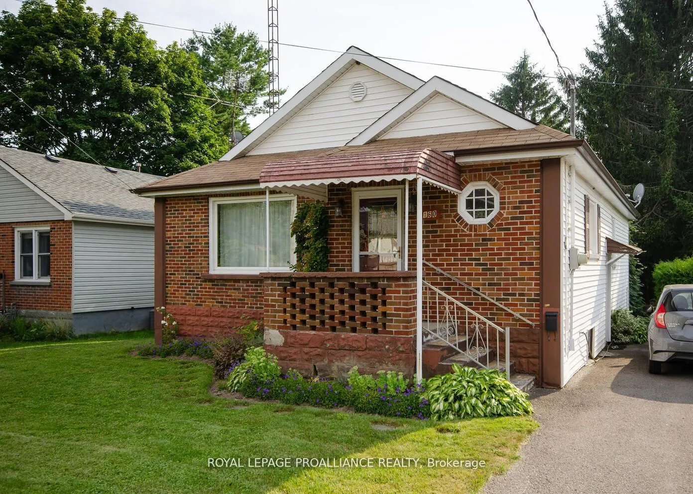 160 Hope Street N