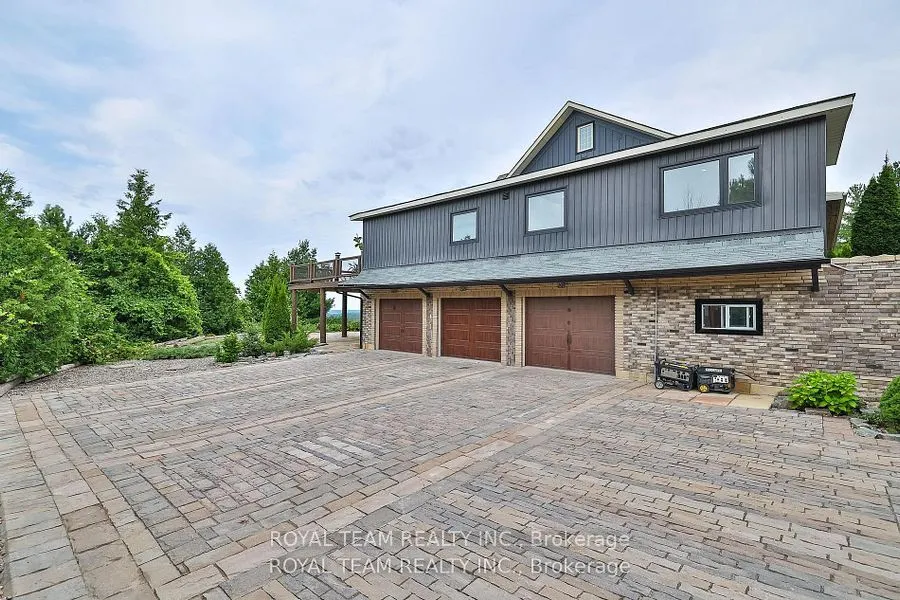 388303 20th Side Road