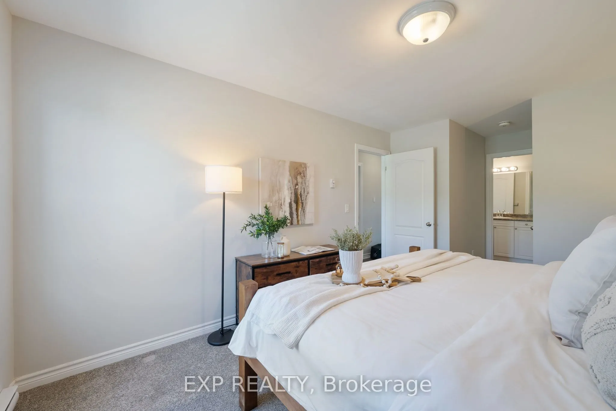 450 Lonsberry Drive, #306