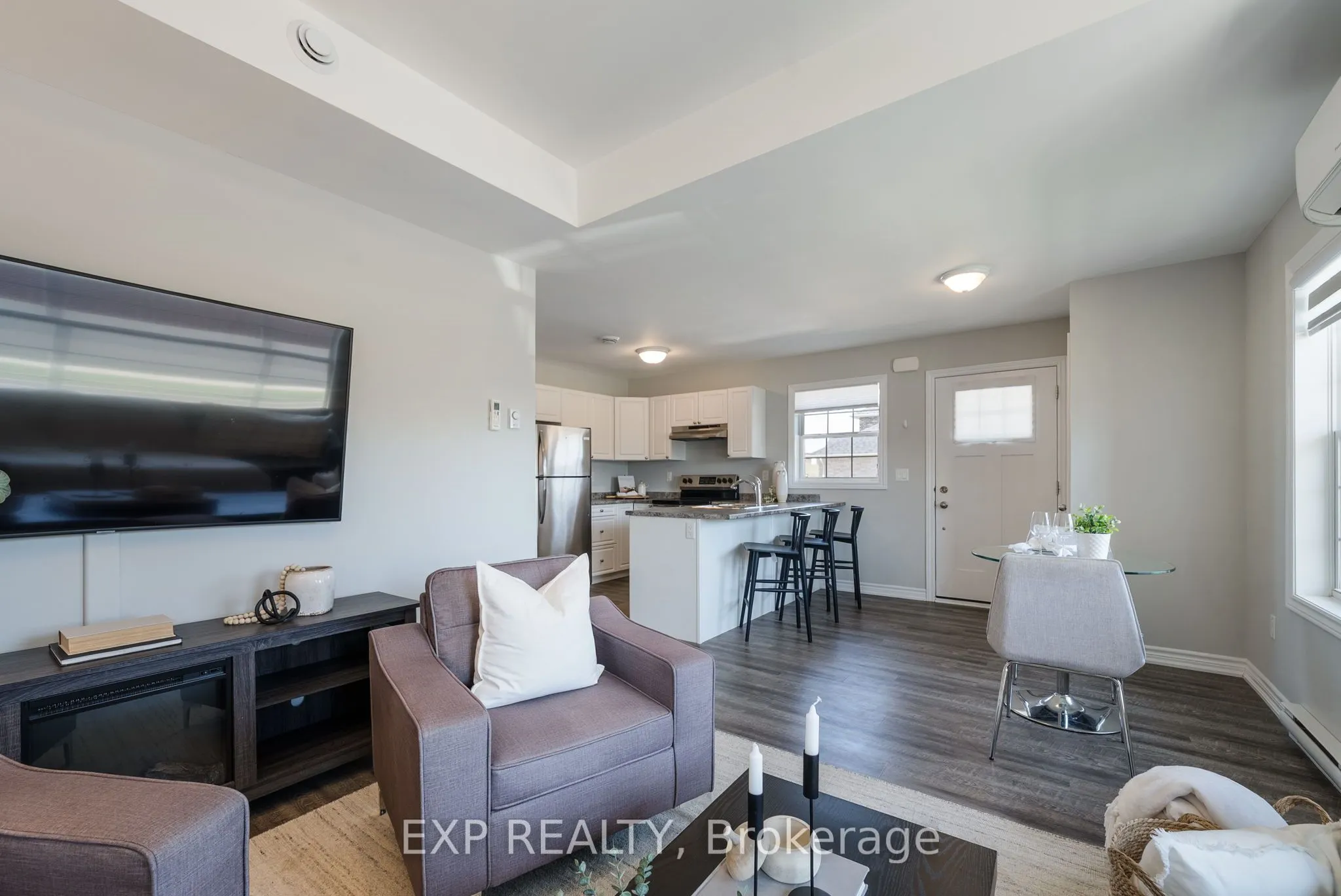 450 Lonsberry Drive, #306