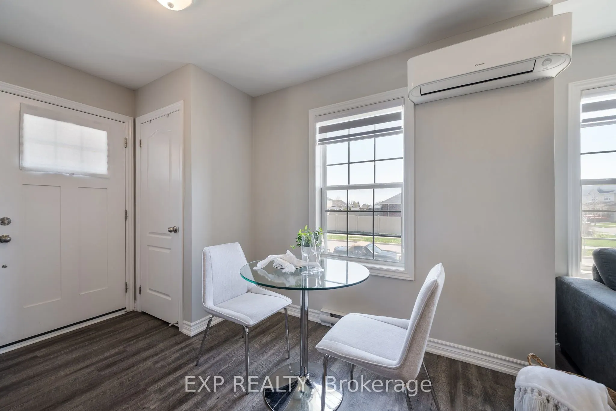 450 Lonsberry Drive, #306