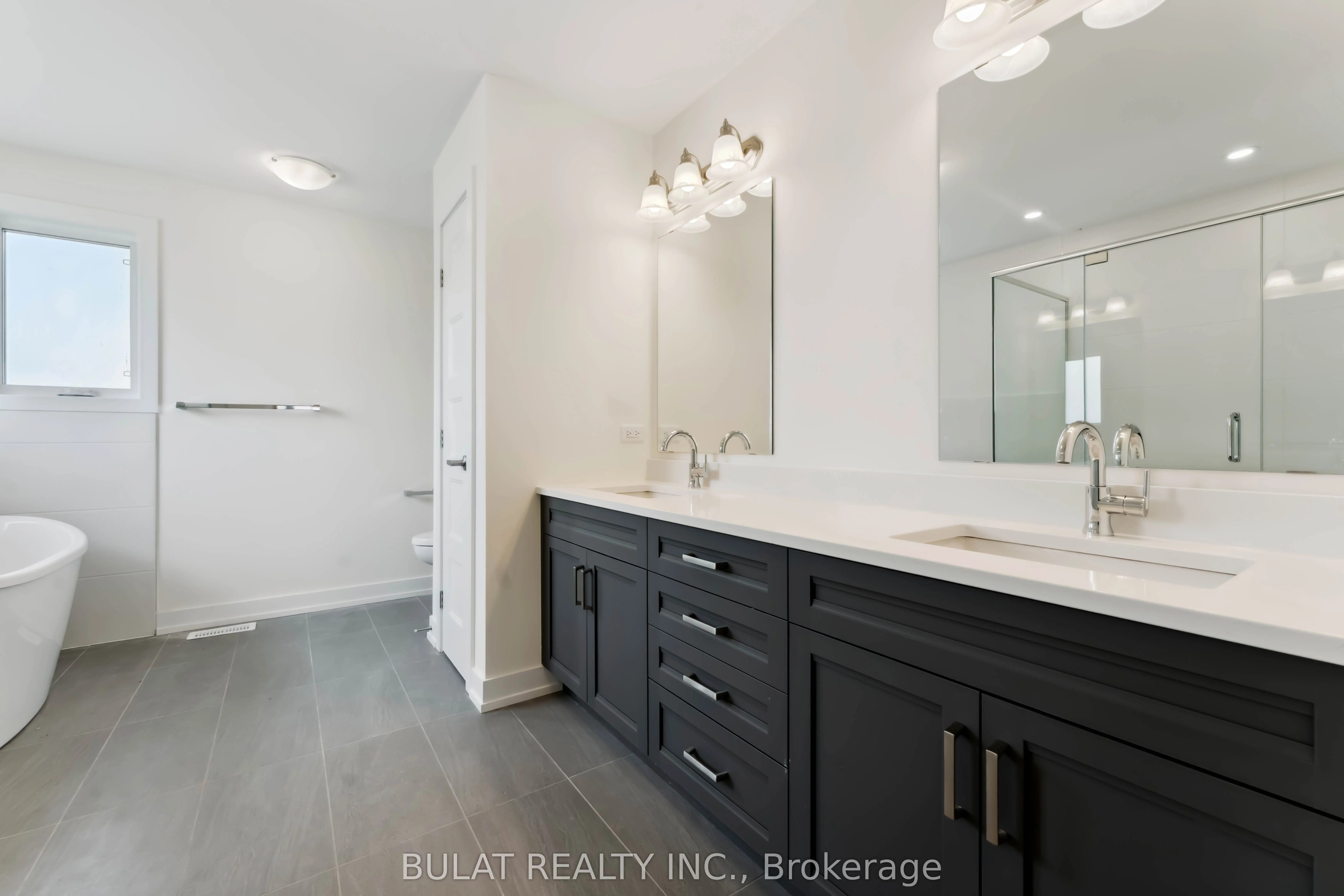 1361 Kitchener Avenue
