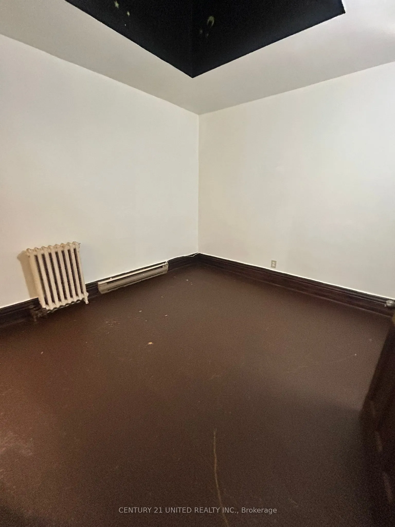 168 Charlotte Street, #1