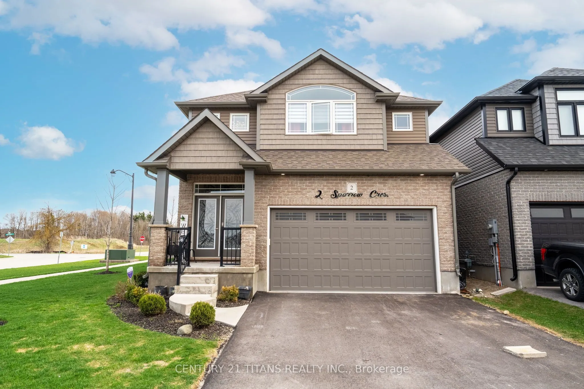2 Sparrow Crescent E