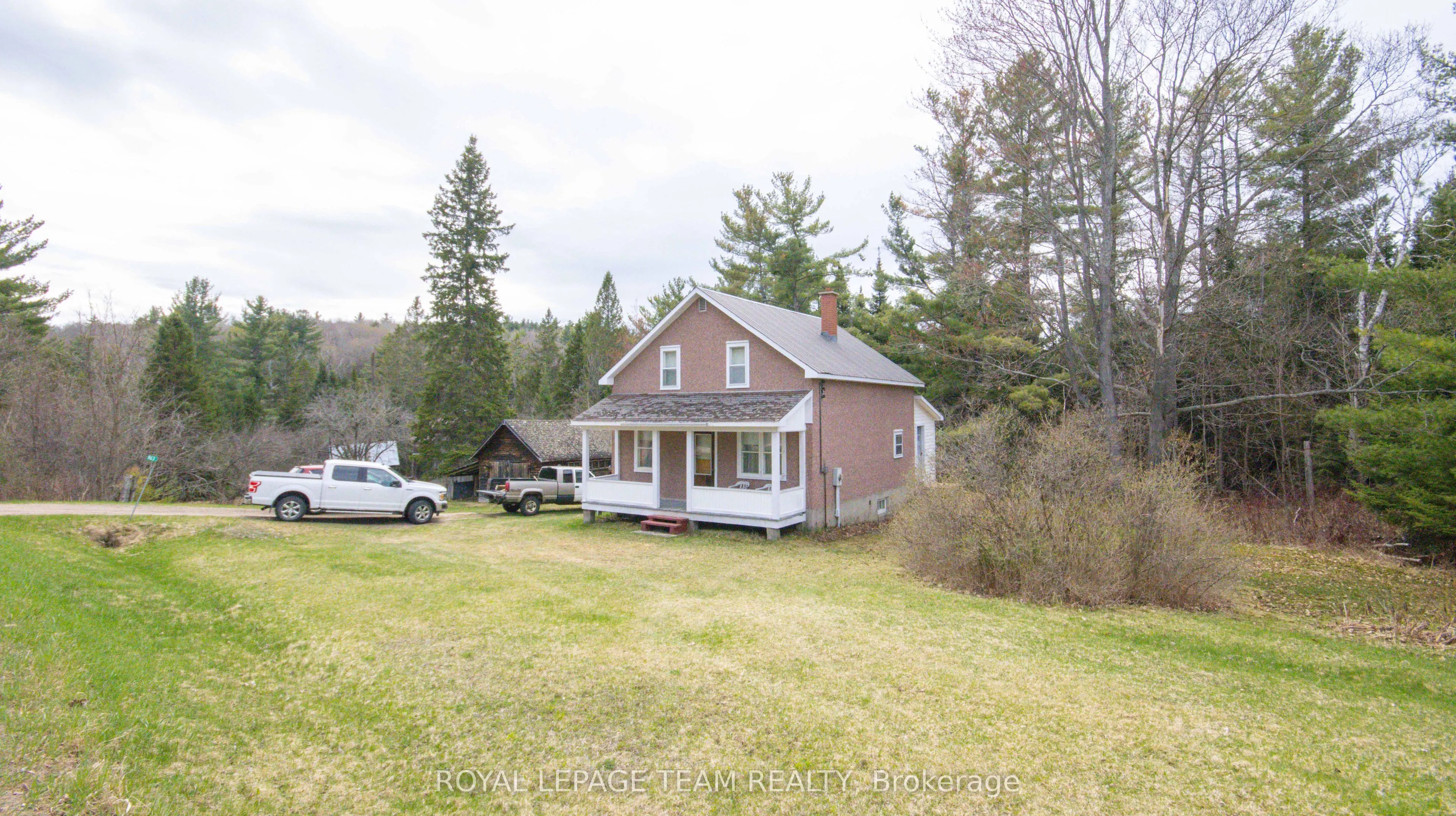 963 Wilno South Road S
