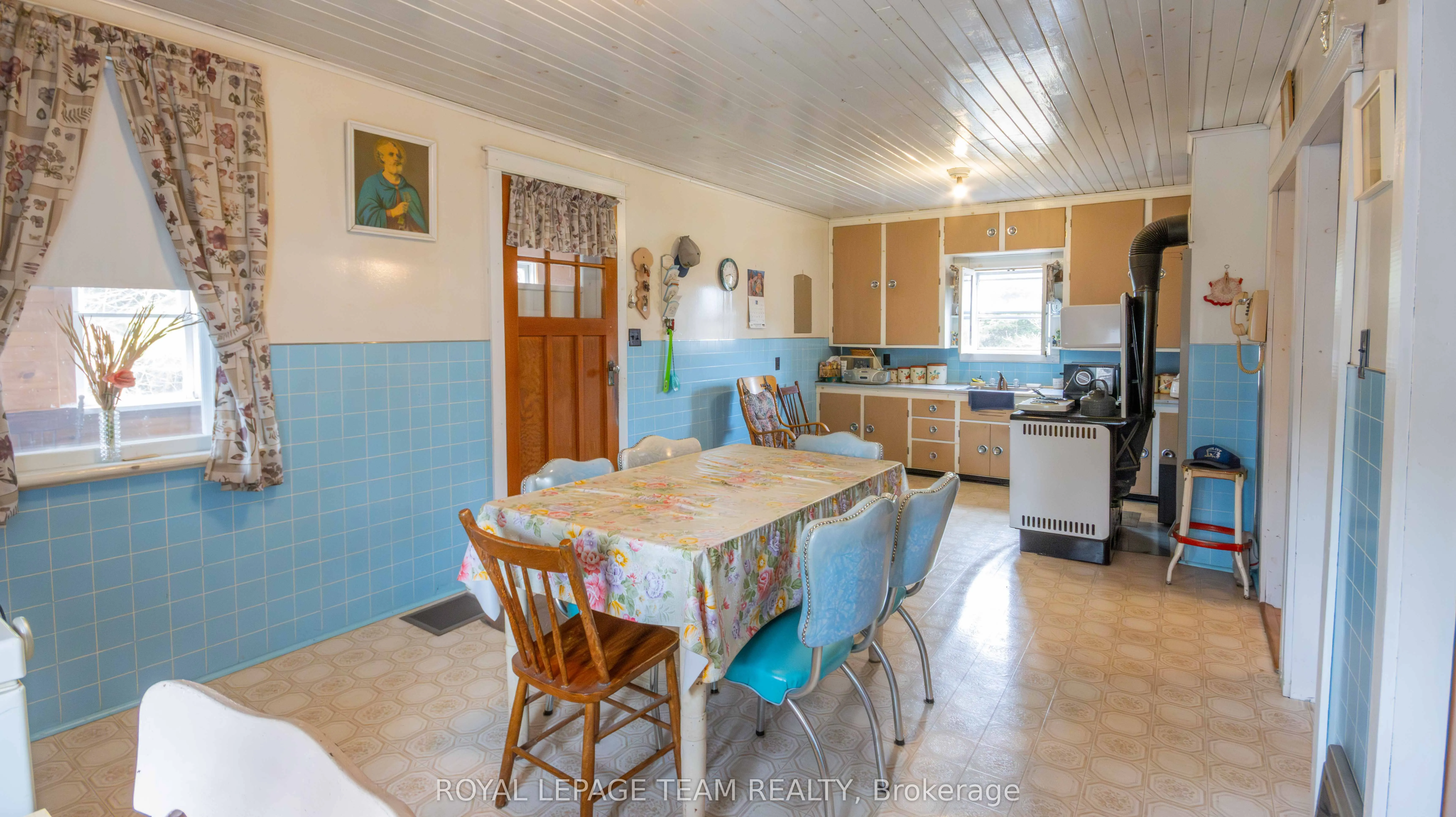 963 Wilno South Road S