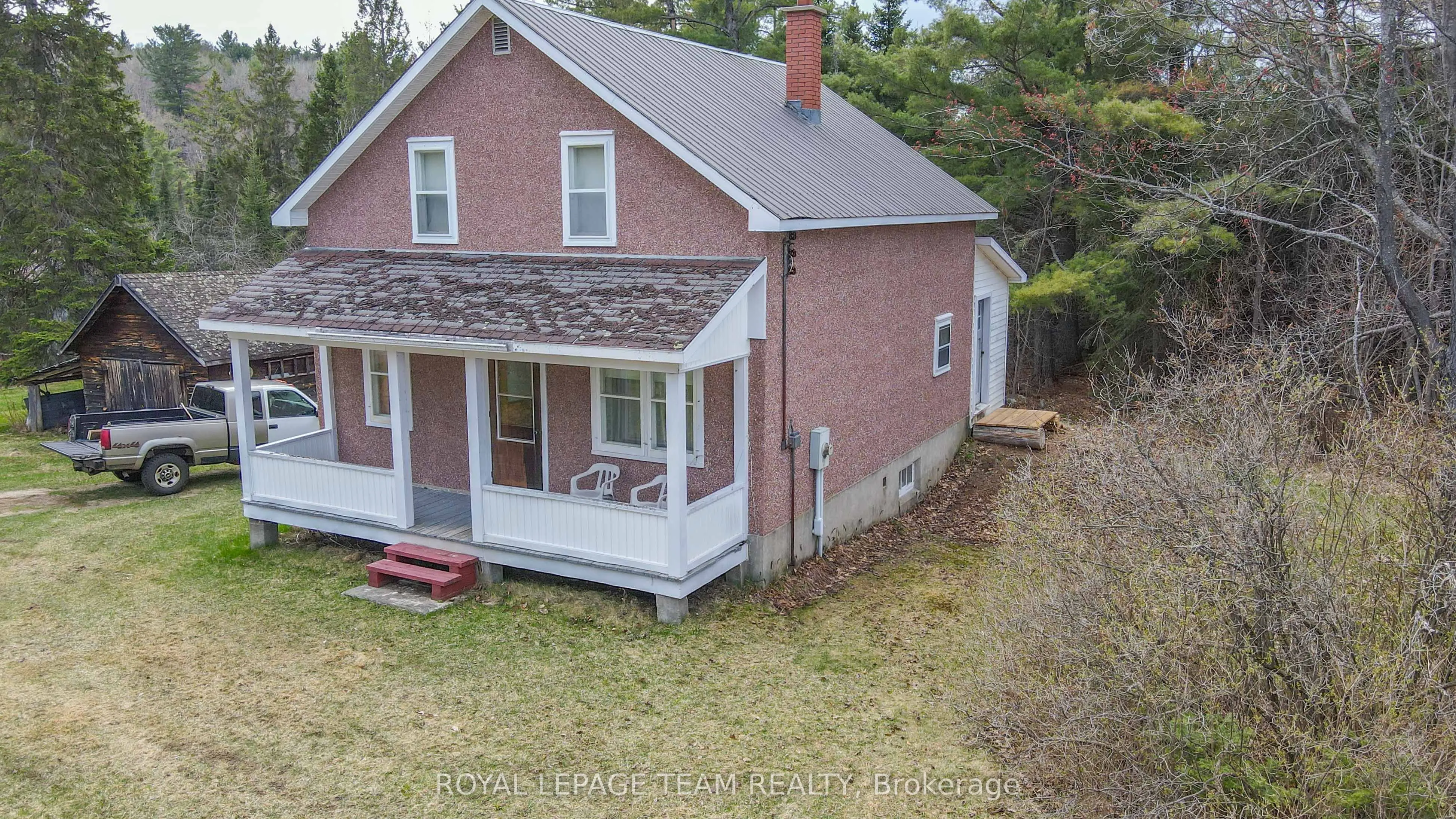 963 Wilno South Road S