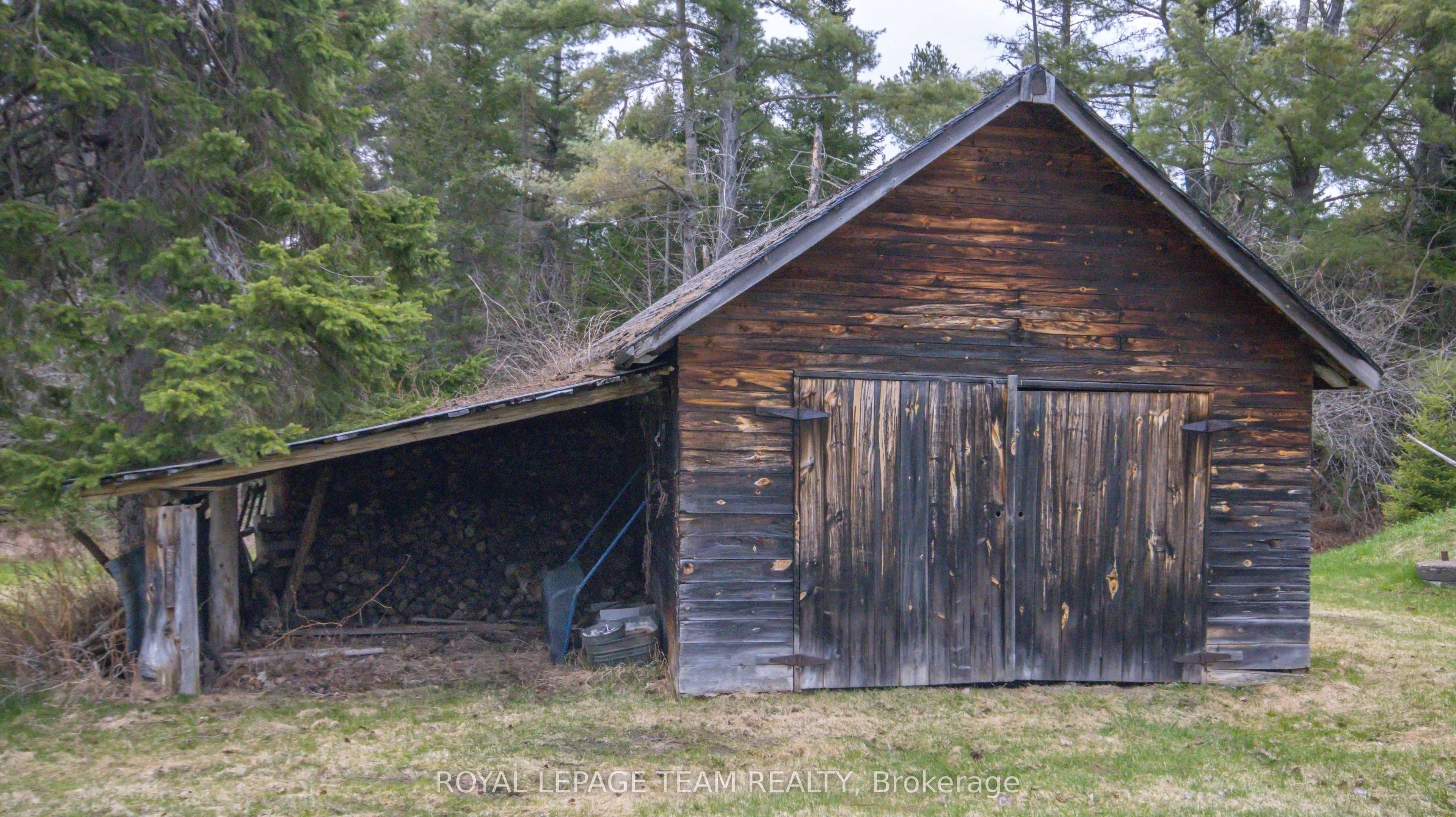 963 Wilno South Road S