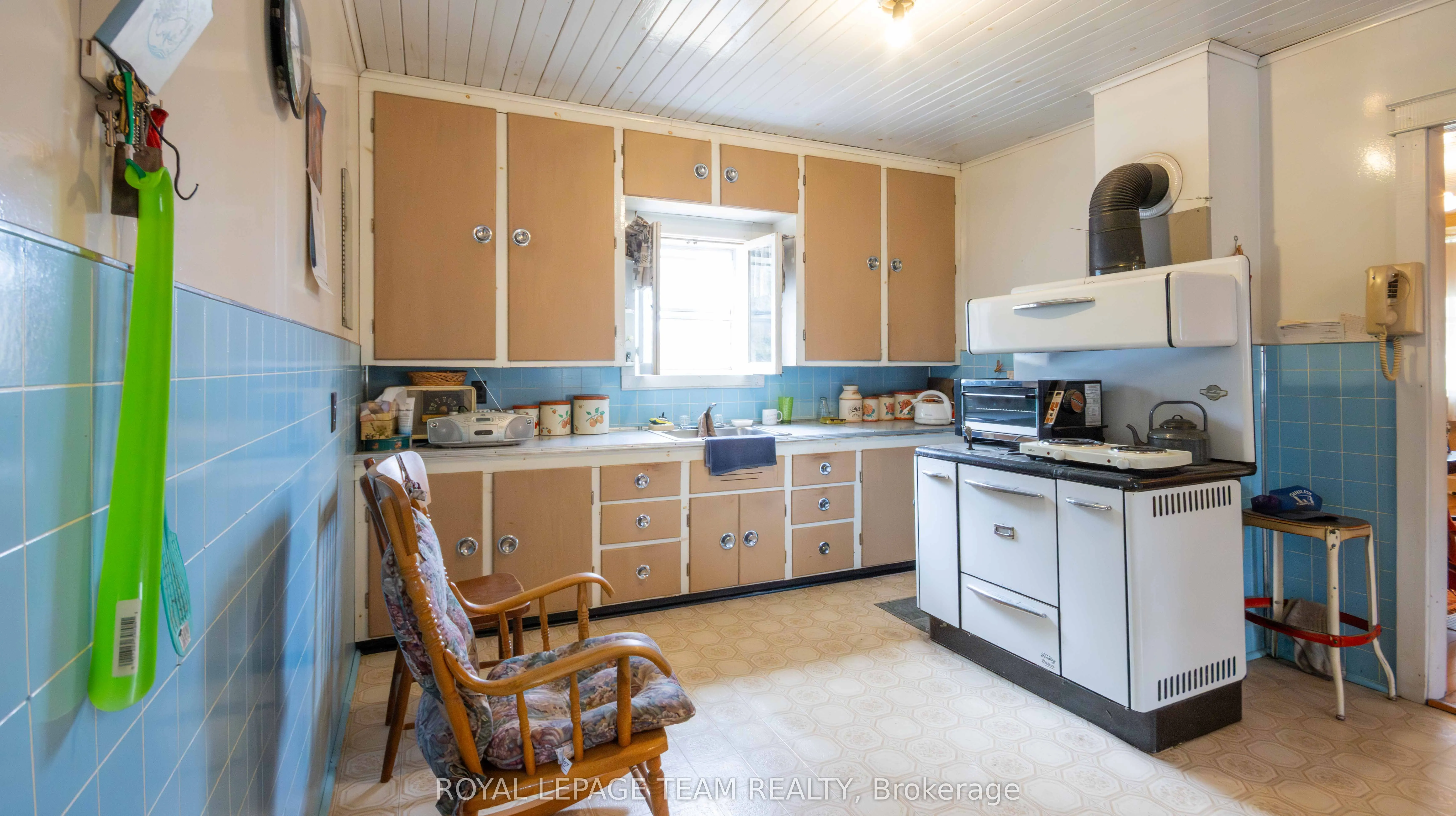 963 Wilno South Road S