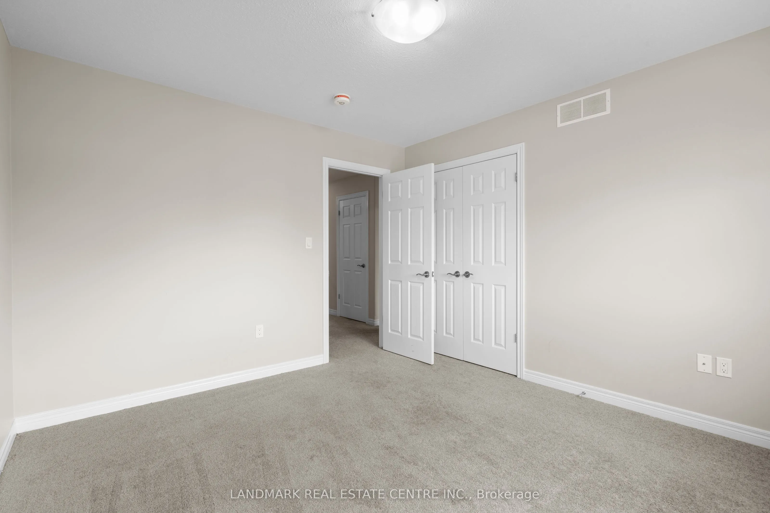 22 Lamb Crescent