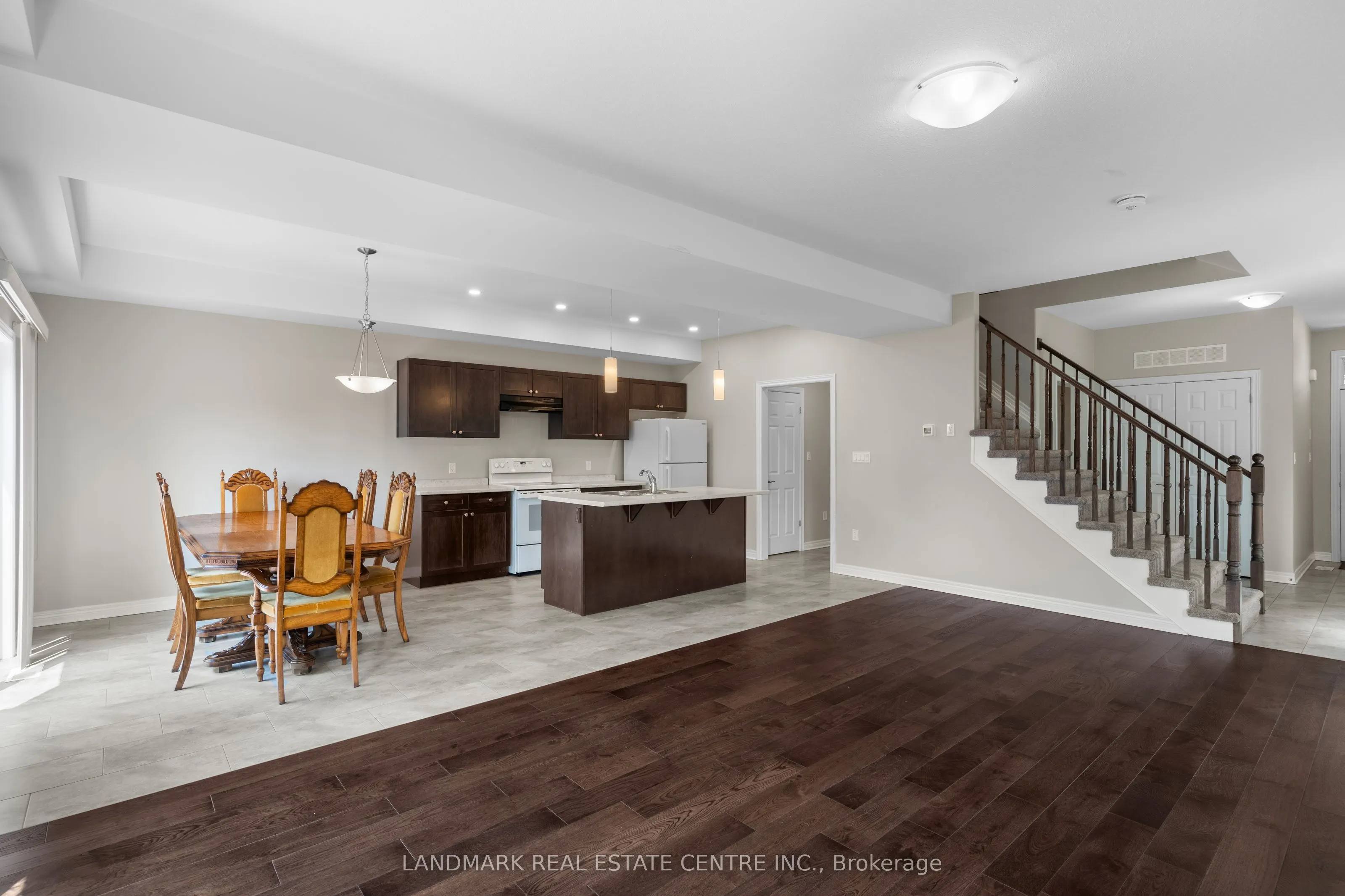 22 Lamb Crescent