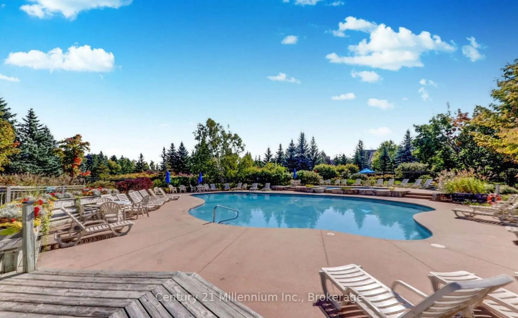 171 Snowbridge Way #26