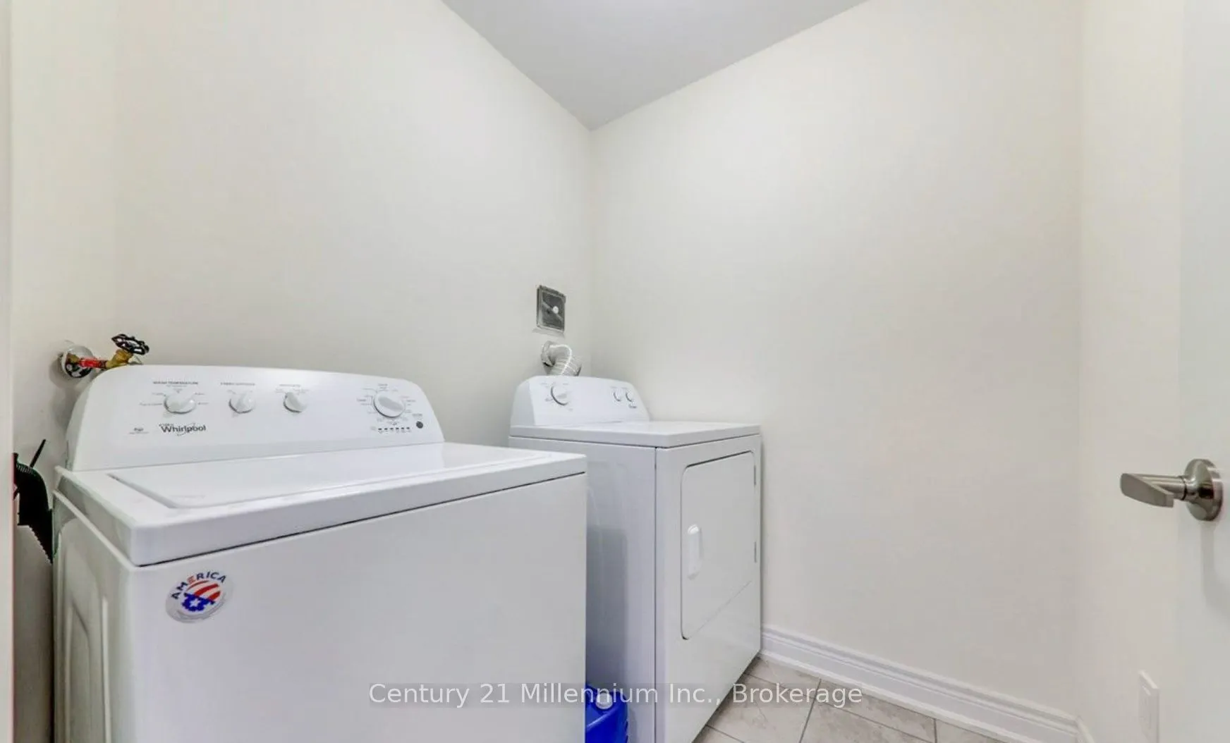 171 Snowbridge Way #26
