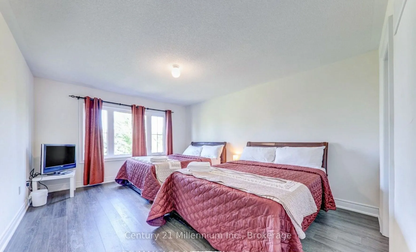 171 Snowbridge Way #26