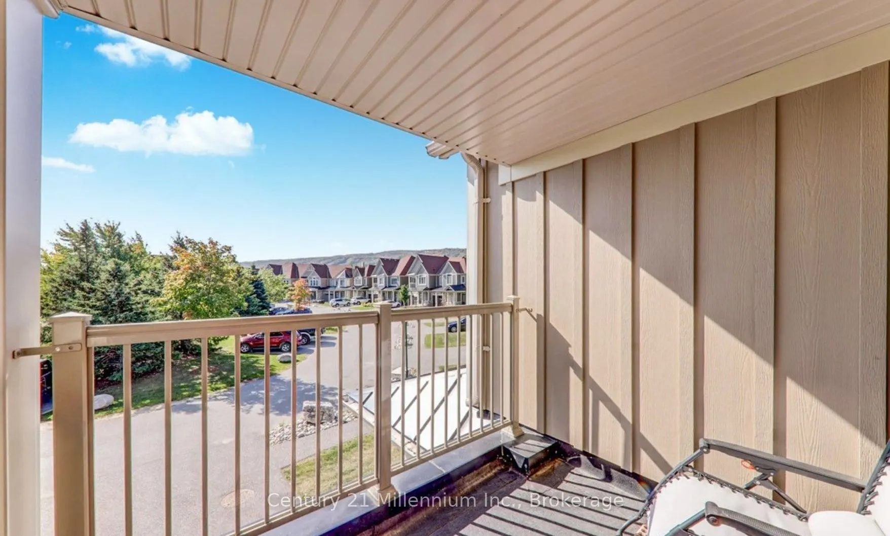 171 Snowbridge Way #26
