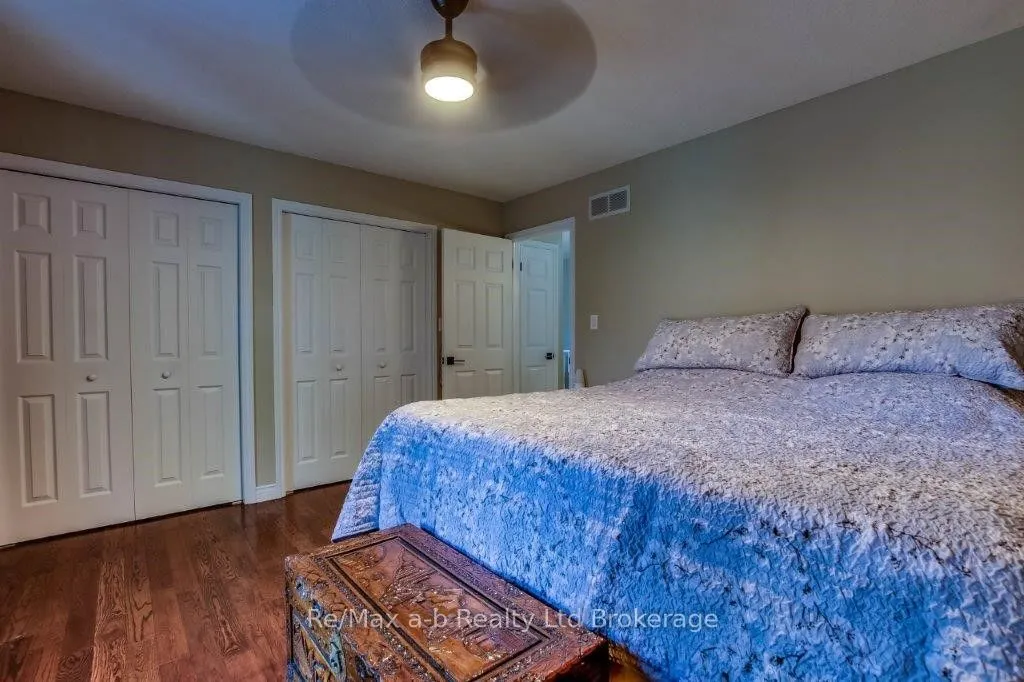 27 Amber Drive
