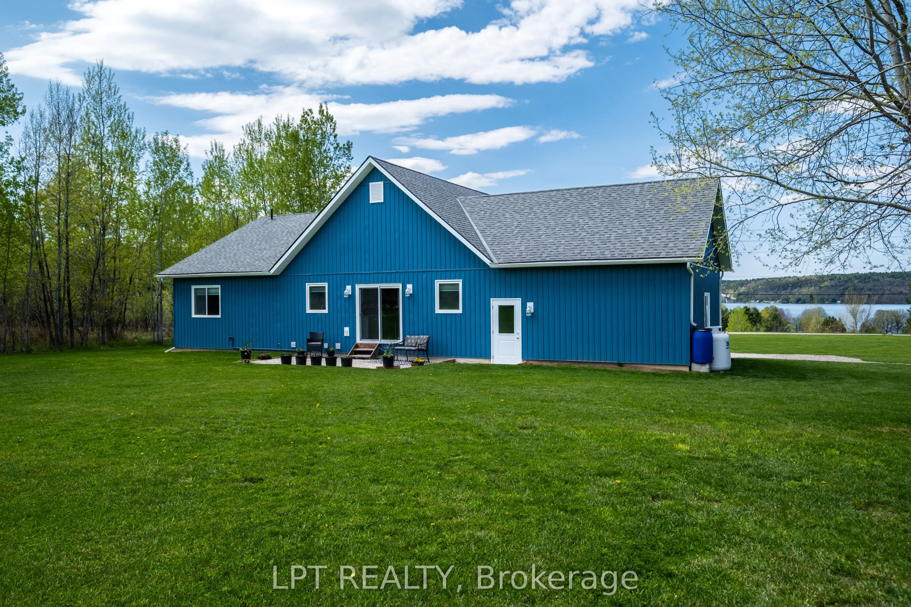 9517 County Road 42 Road