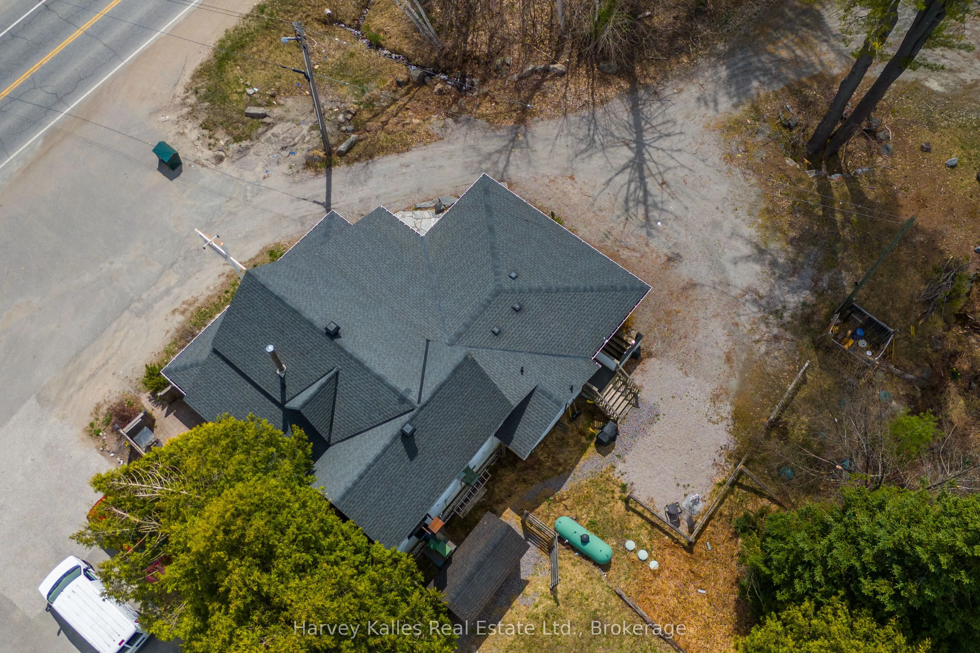 3842 Muskoka Rd 118 W