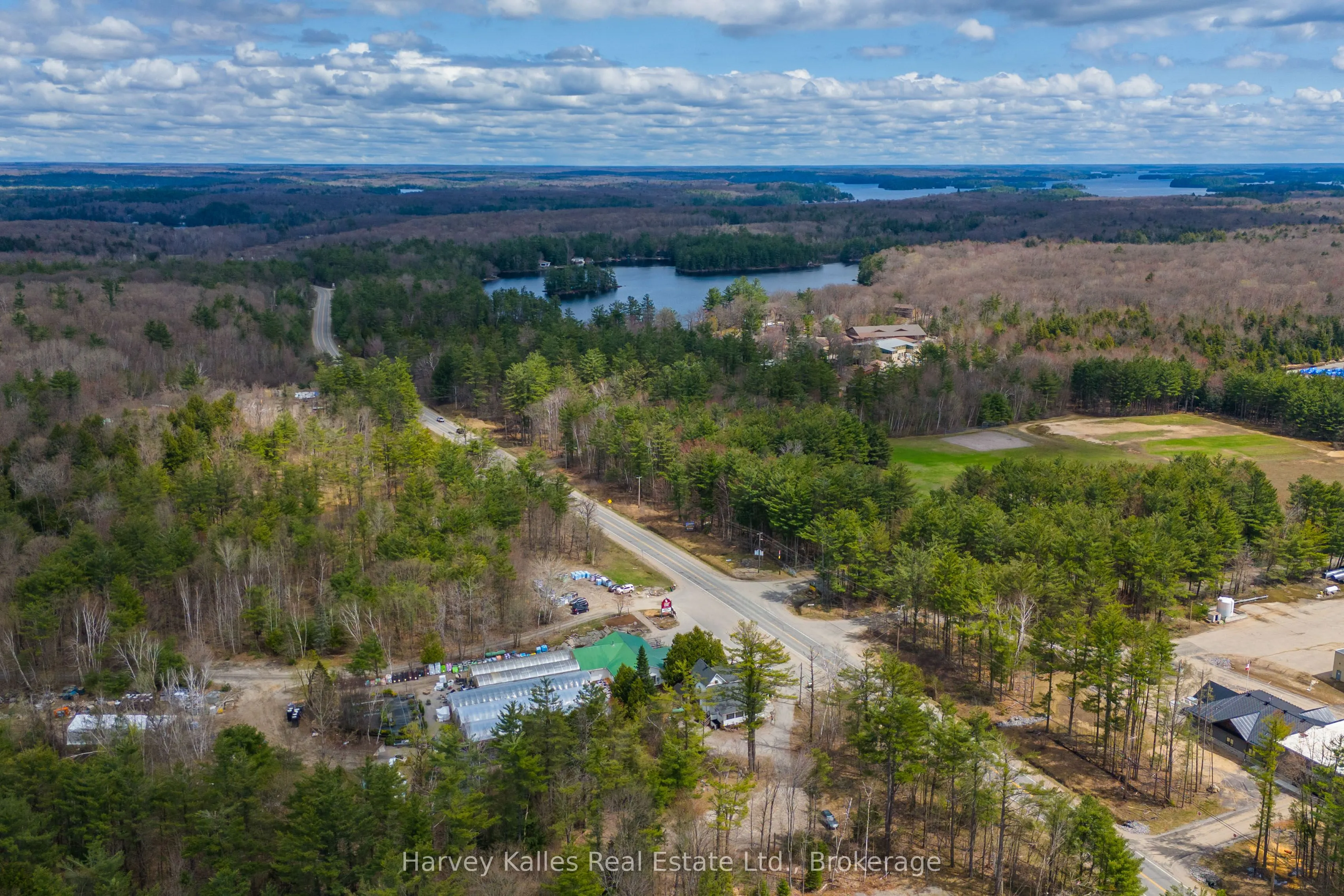 3842 Muskoka Rd 118 W