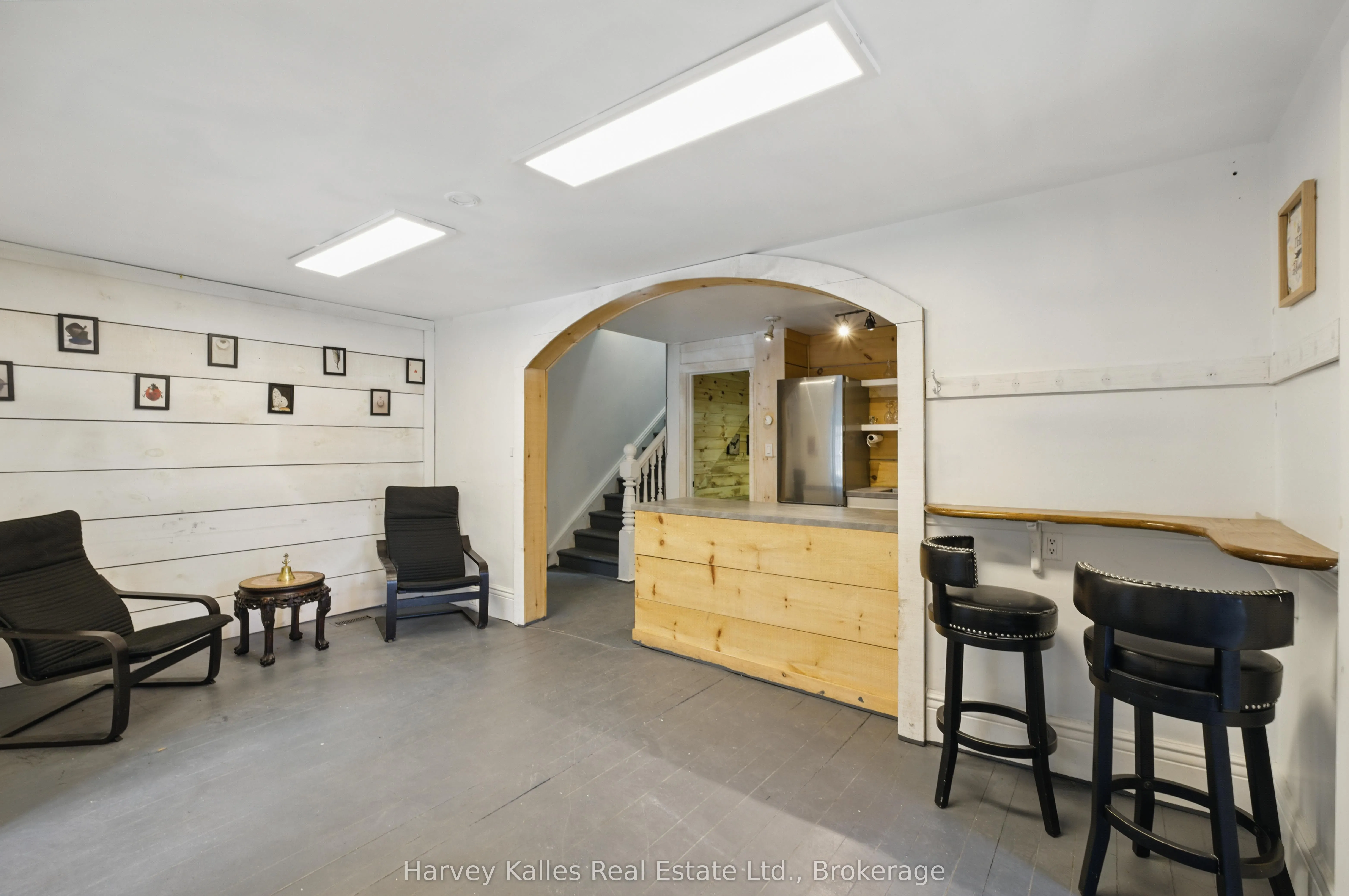 3842 Muskoka Rd 118 W