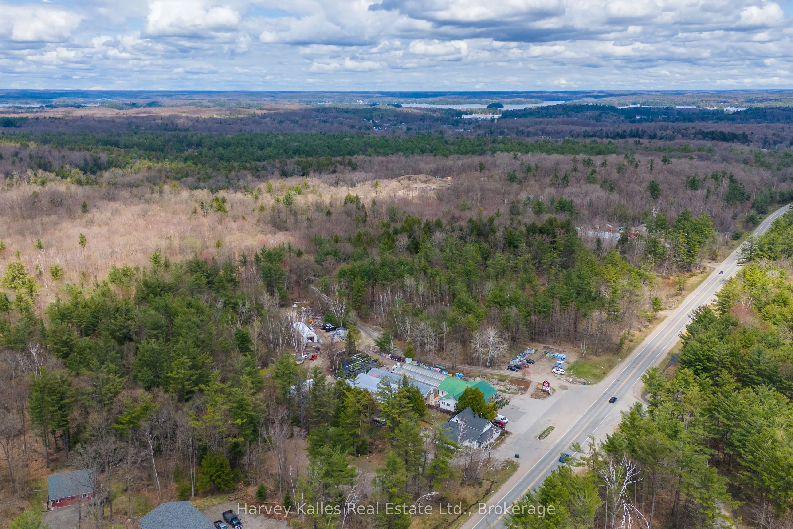 3842 Muskoka Rd 118 W