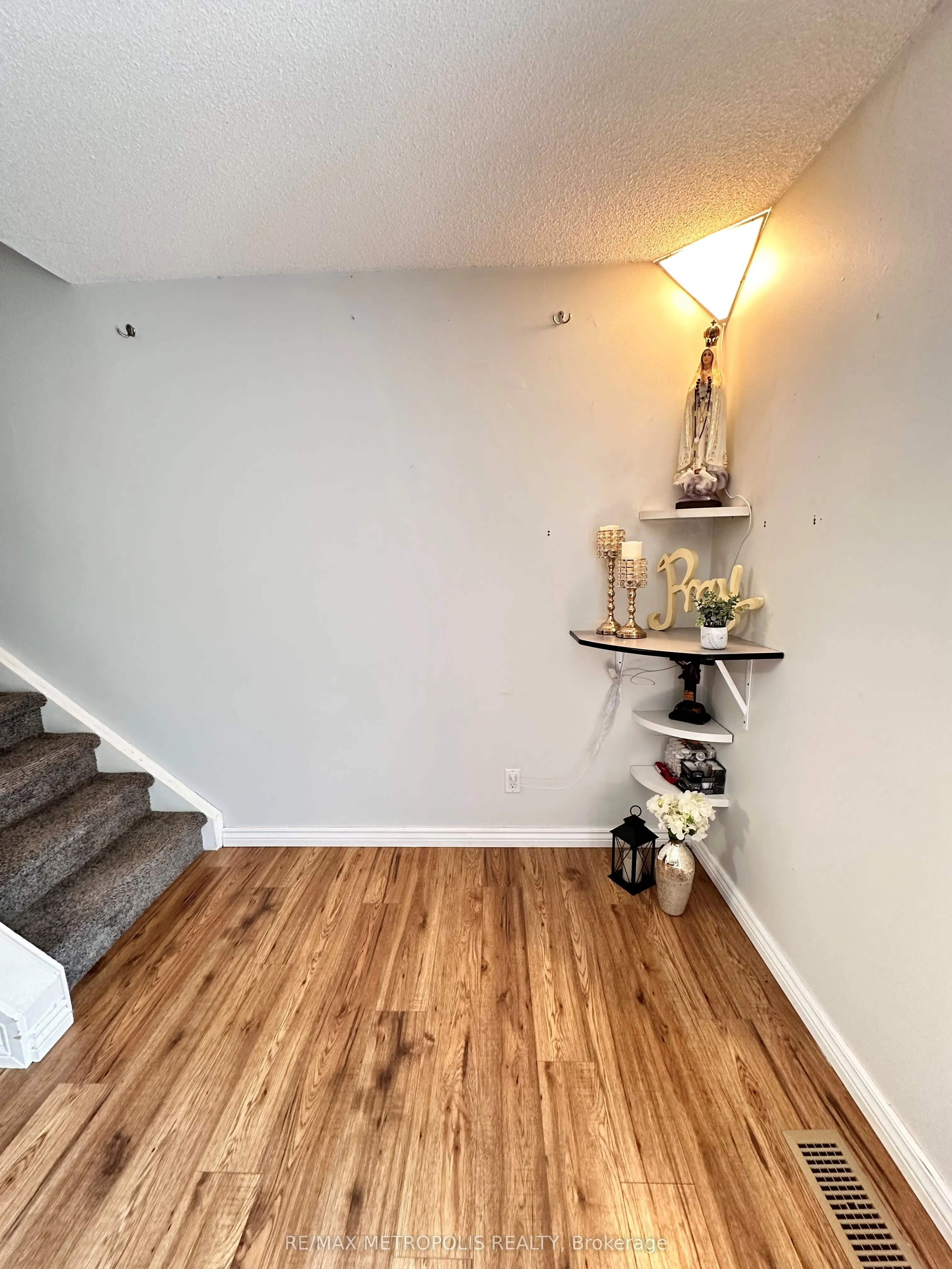 2994 Meadowbrook Lane, #2