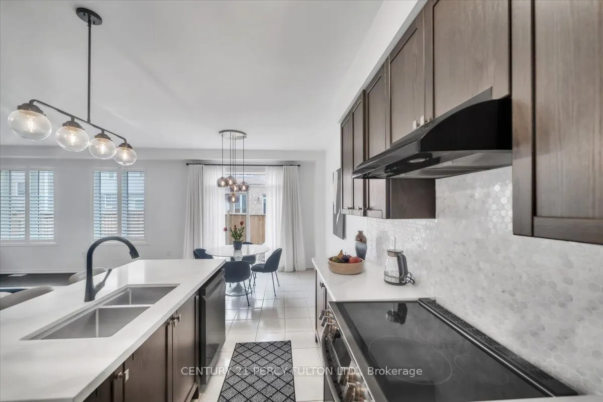 78 Cooke Avenue