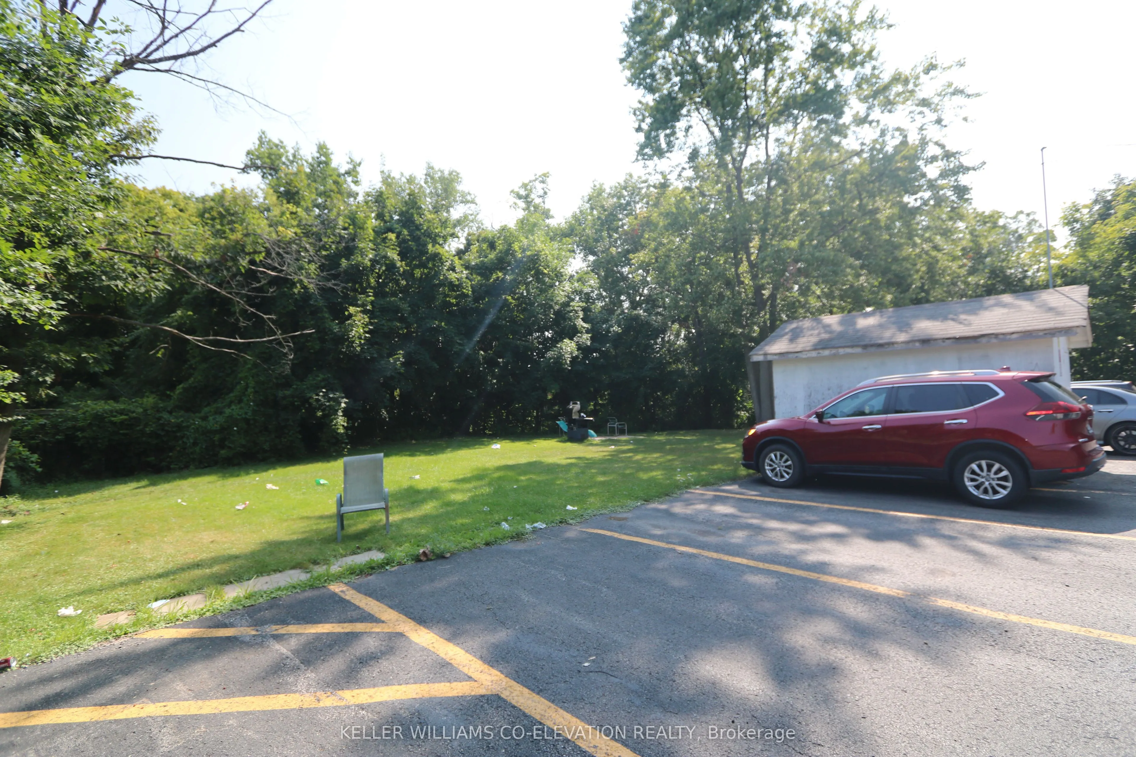 426 Queenston Street