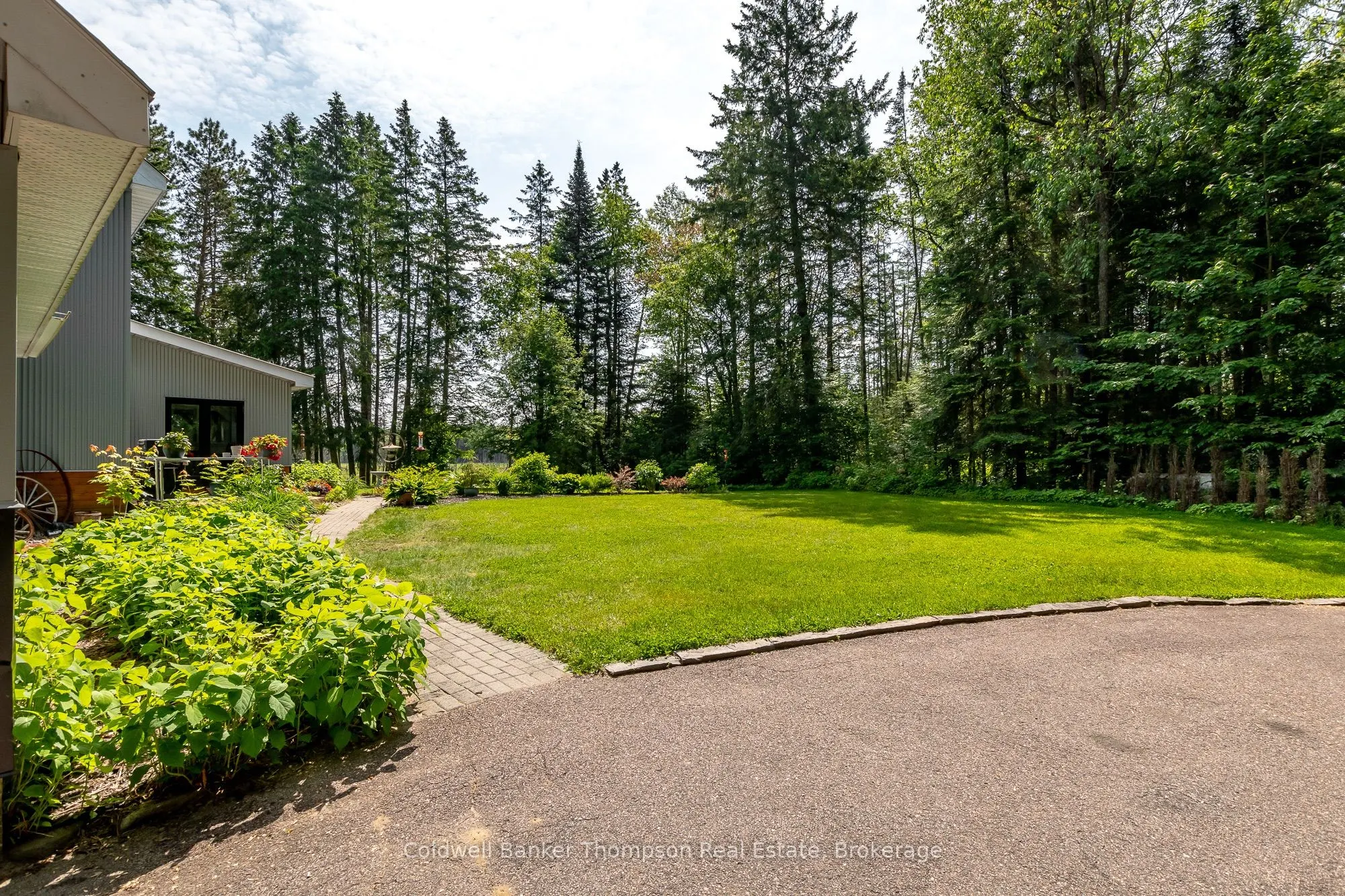 1095 WILLIAMSPORT Road