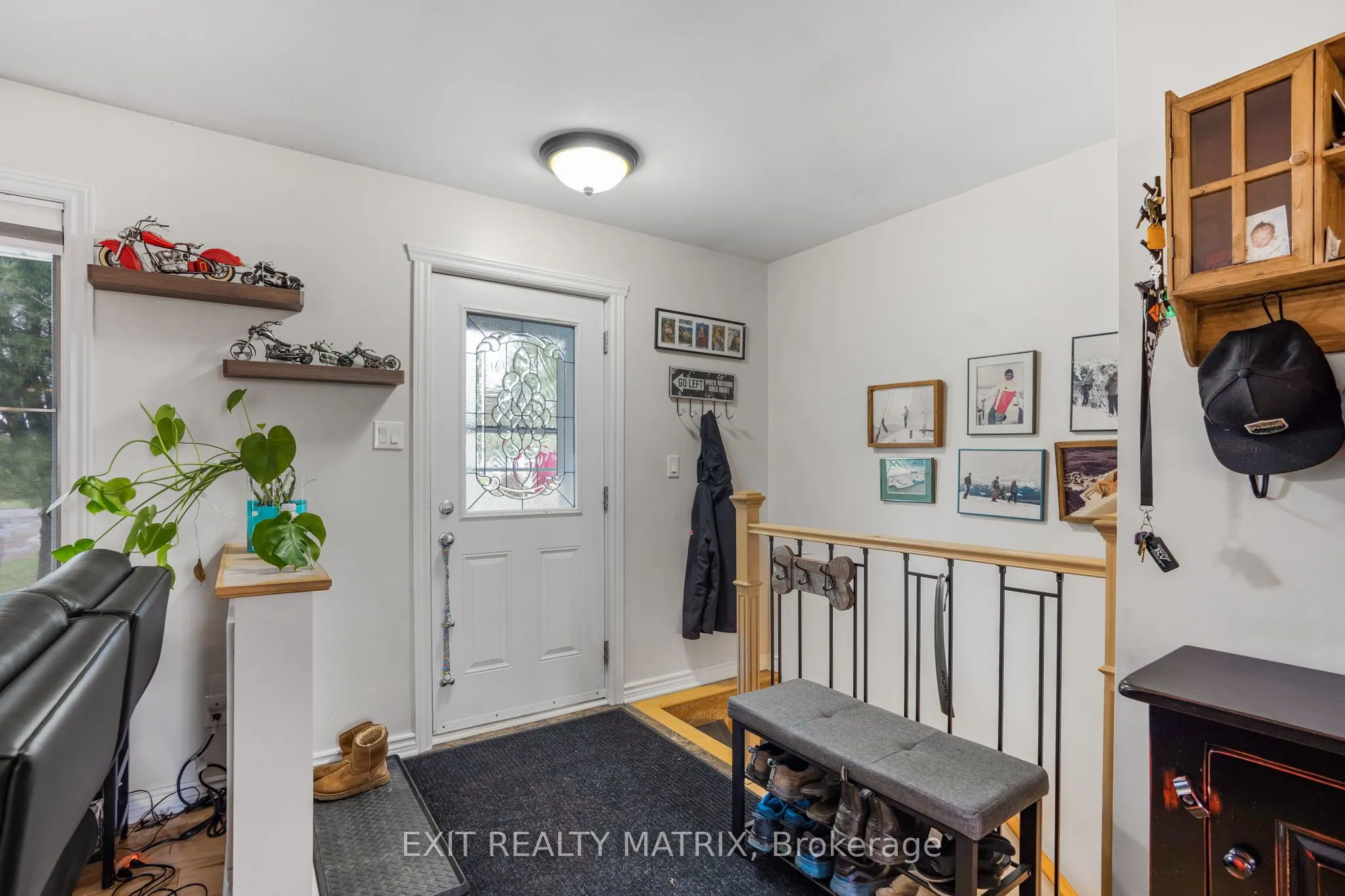 1120 Des Cedres Street