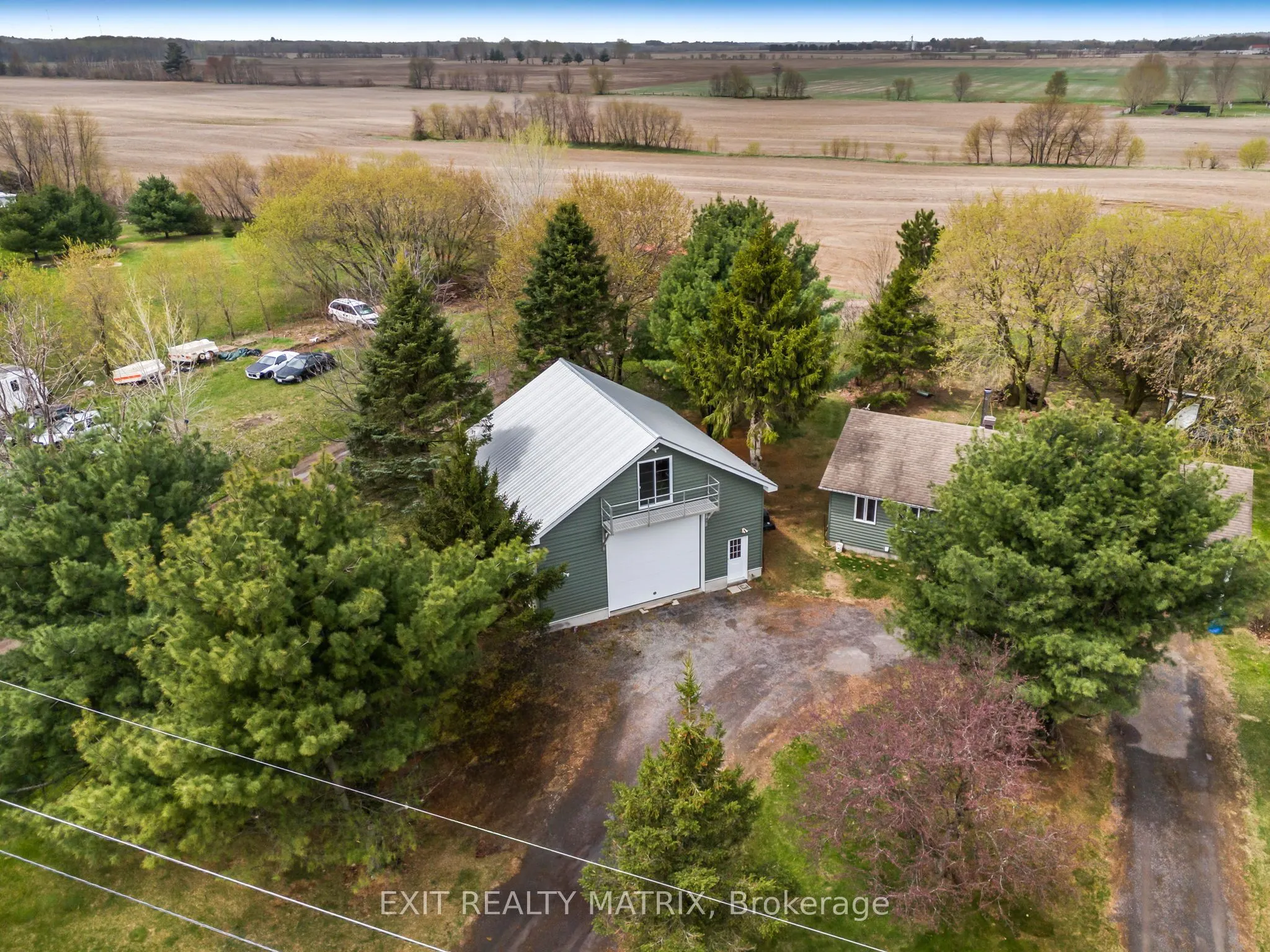1120 Des Cedres Street