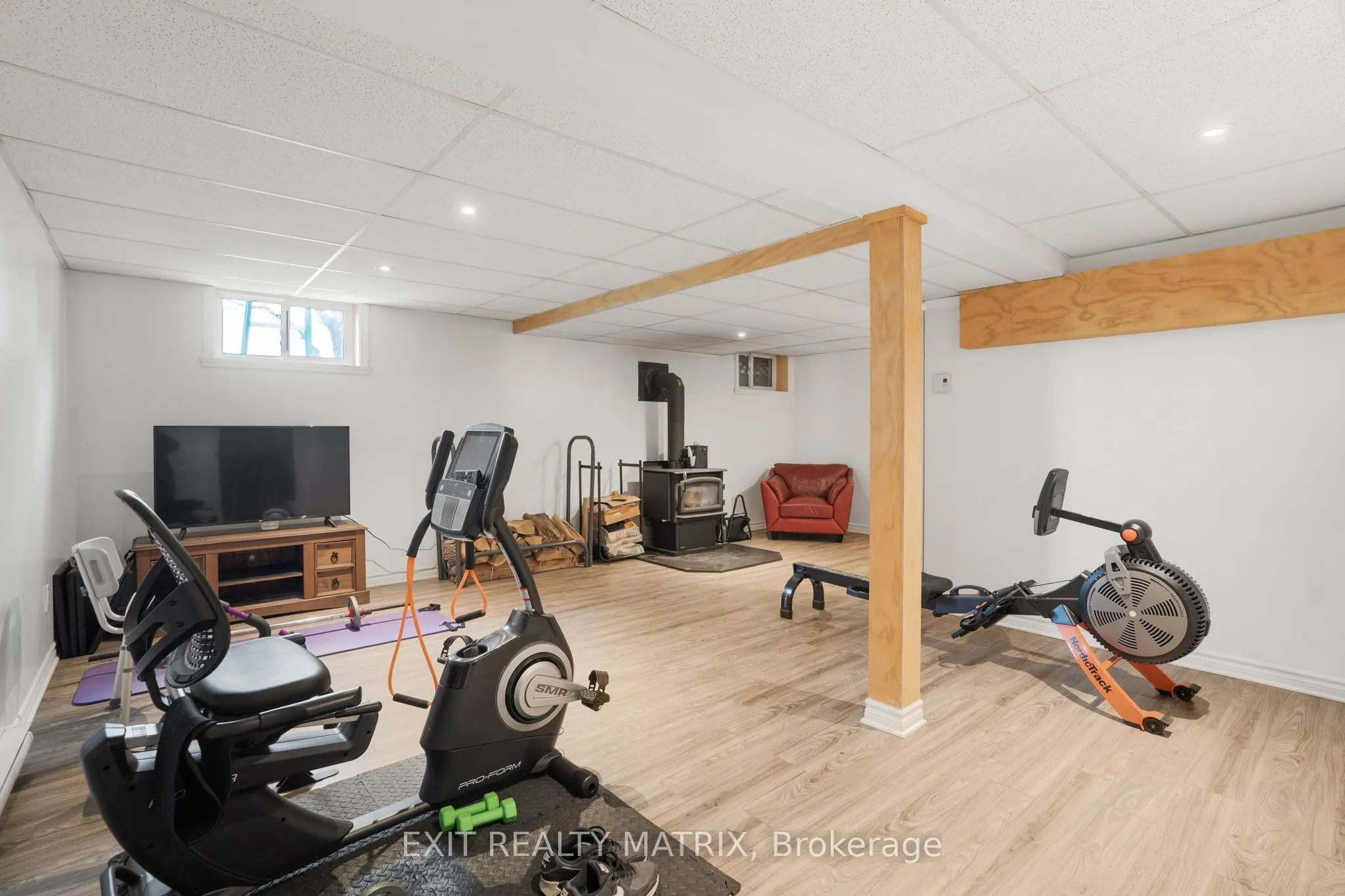 1120 Des Cedres Street