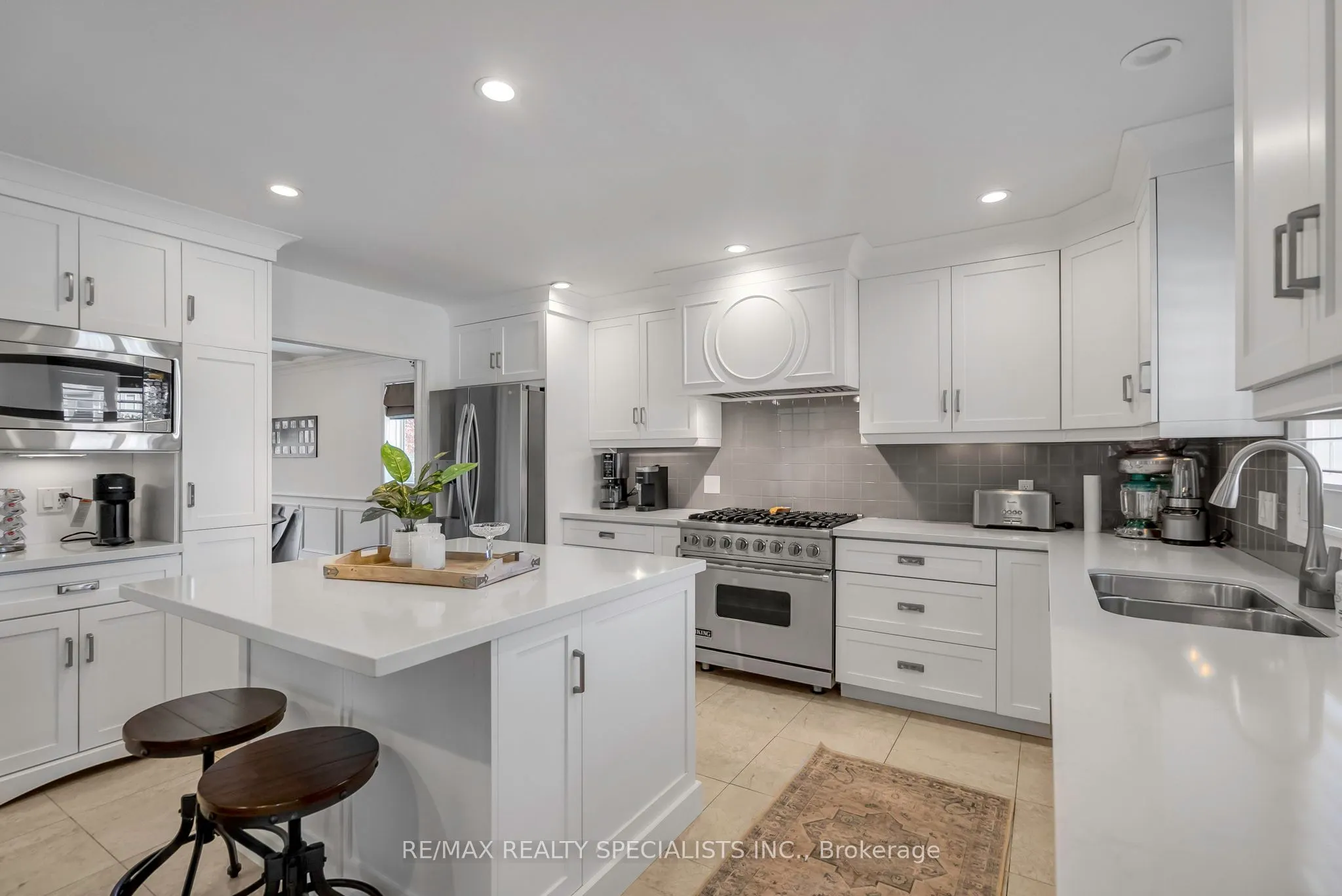 8087 Beaver Glen Drive