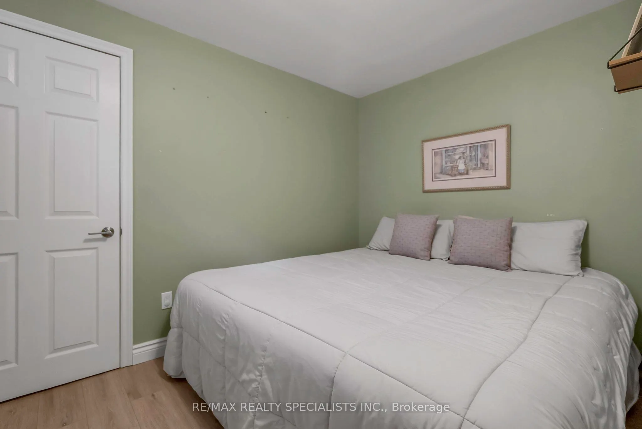 8087 Beaver Glen Drive