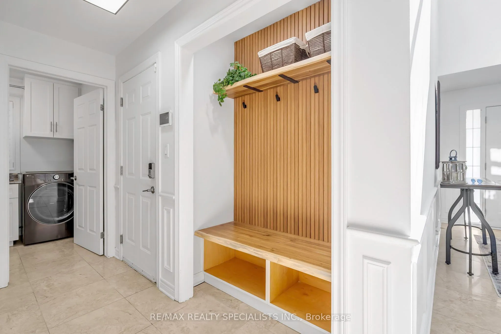 8087 Beaver Glen Drive