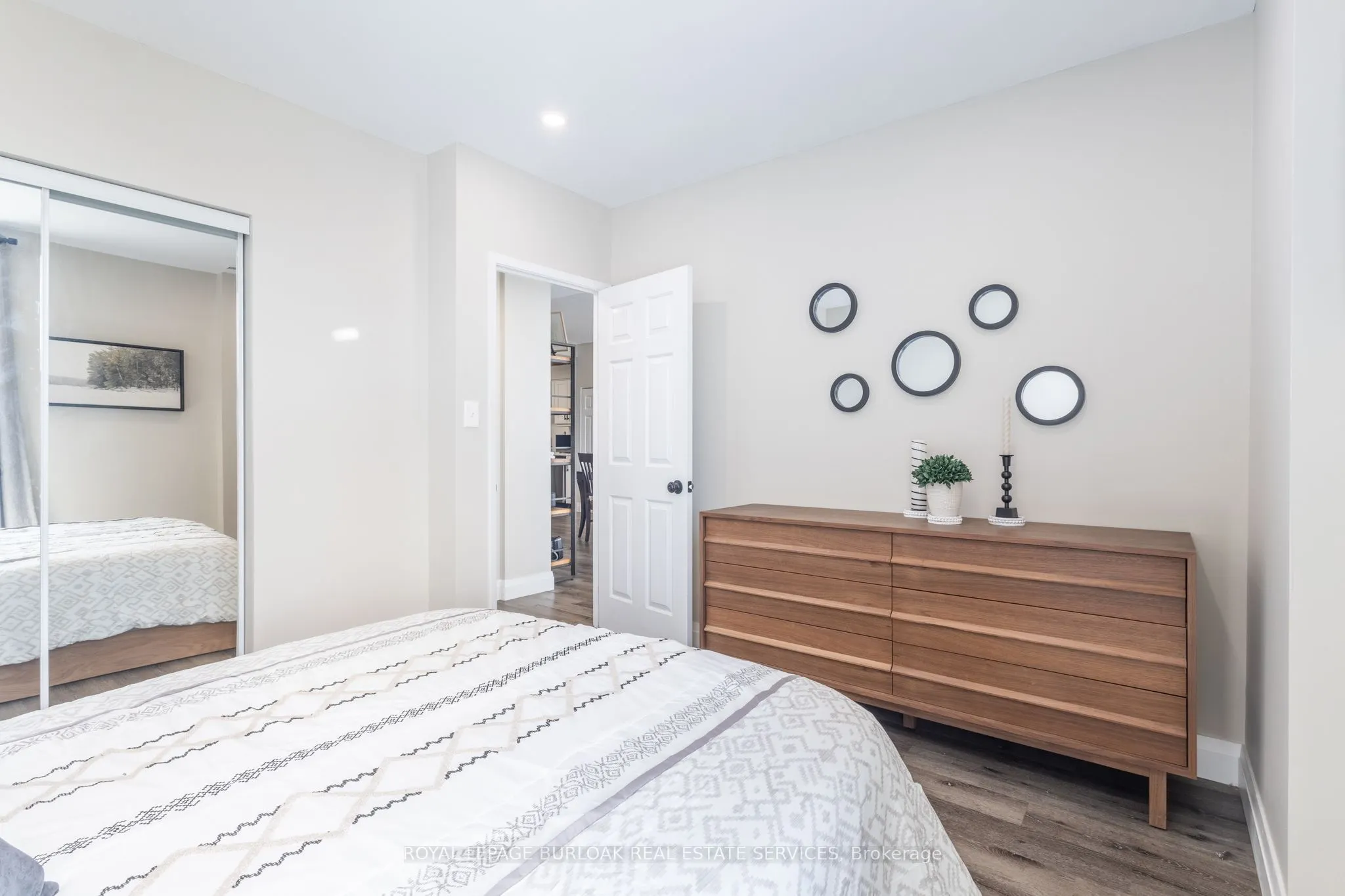 36 James Street S, #509