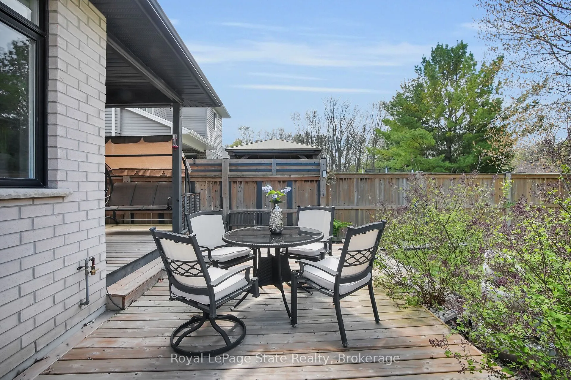 18 Kemp Crescent